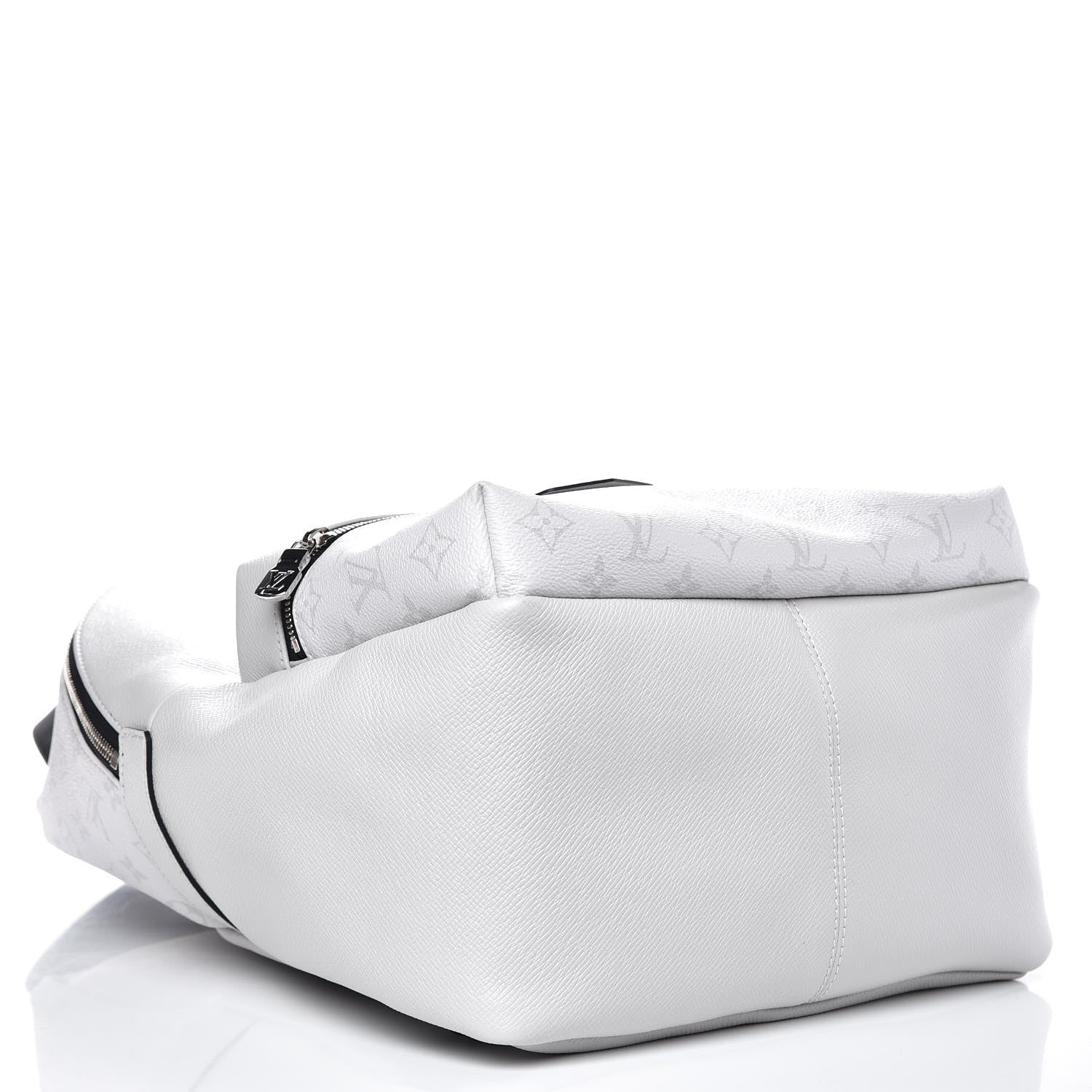 Louis Vuitton Taiga Discover Backpack PM White 4 of 9