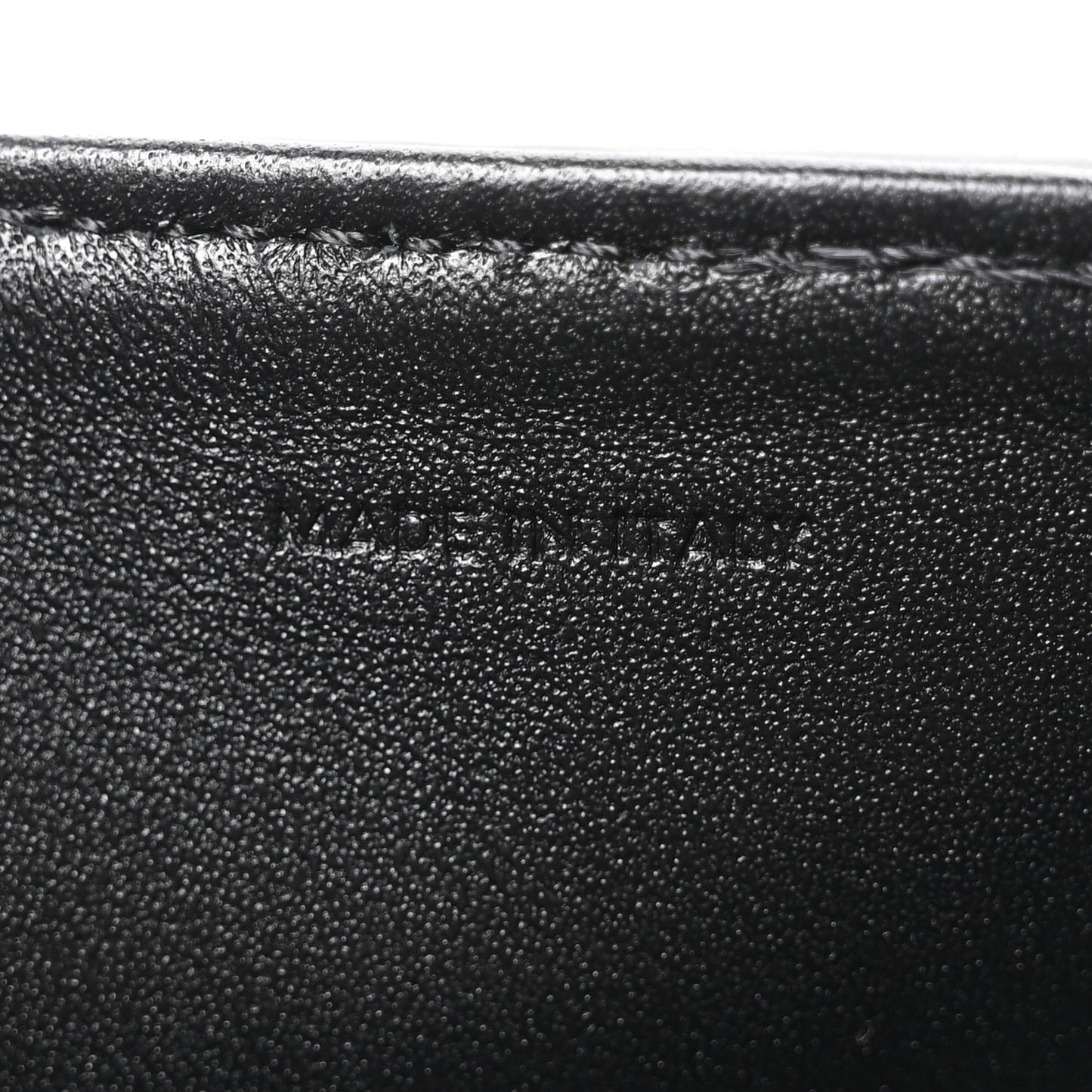 Supple Calfskin Medium Nino Black