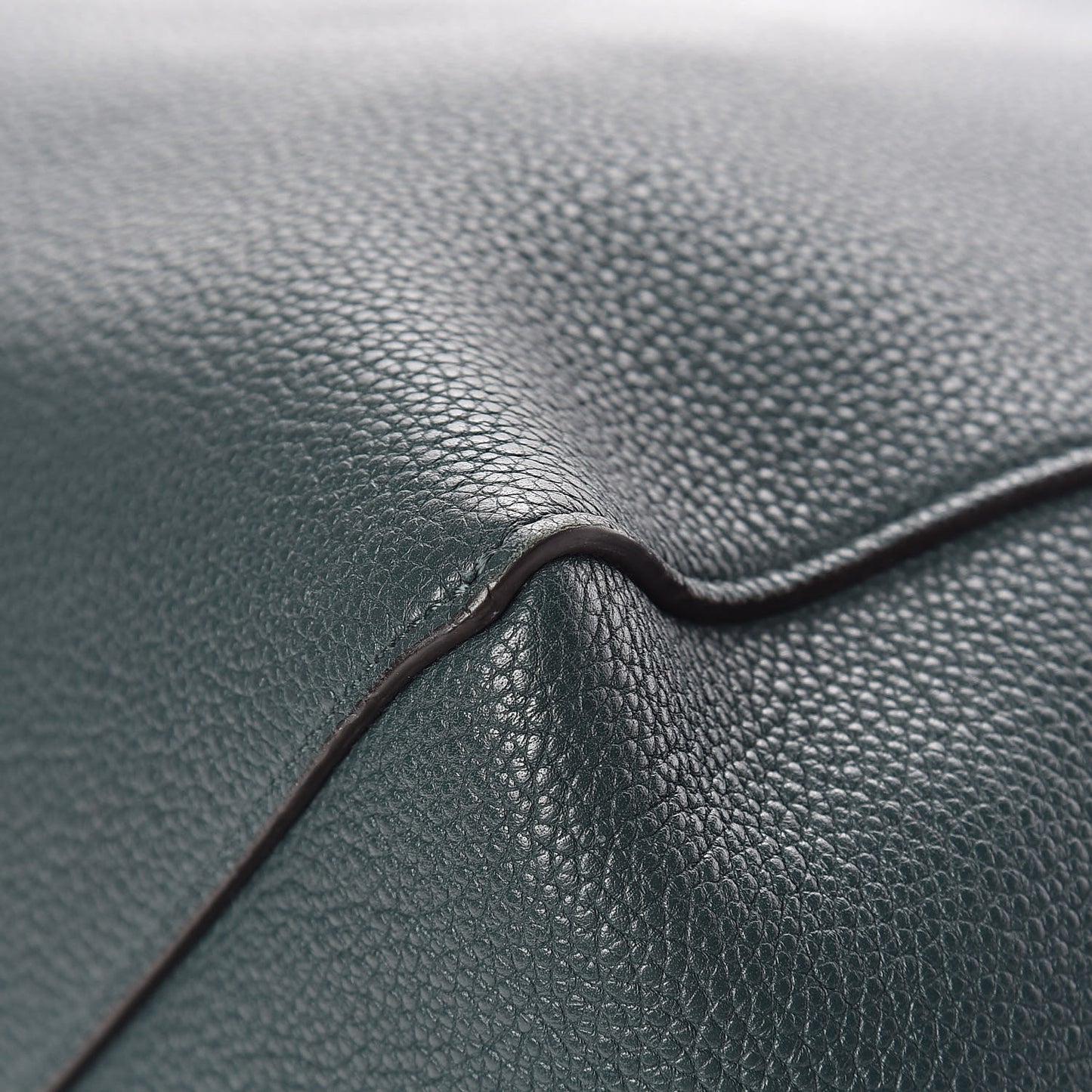 Soft Grained Calfskin Small Belt Cabas Phantom Amazone