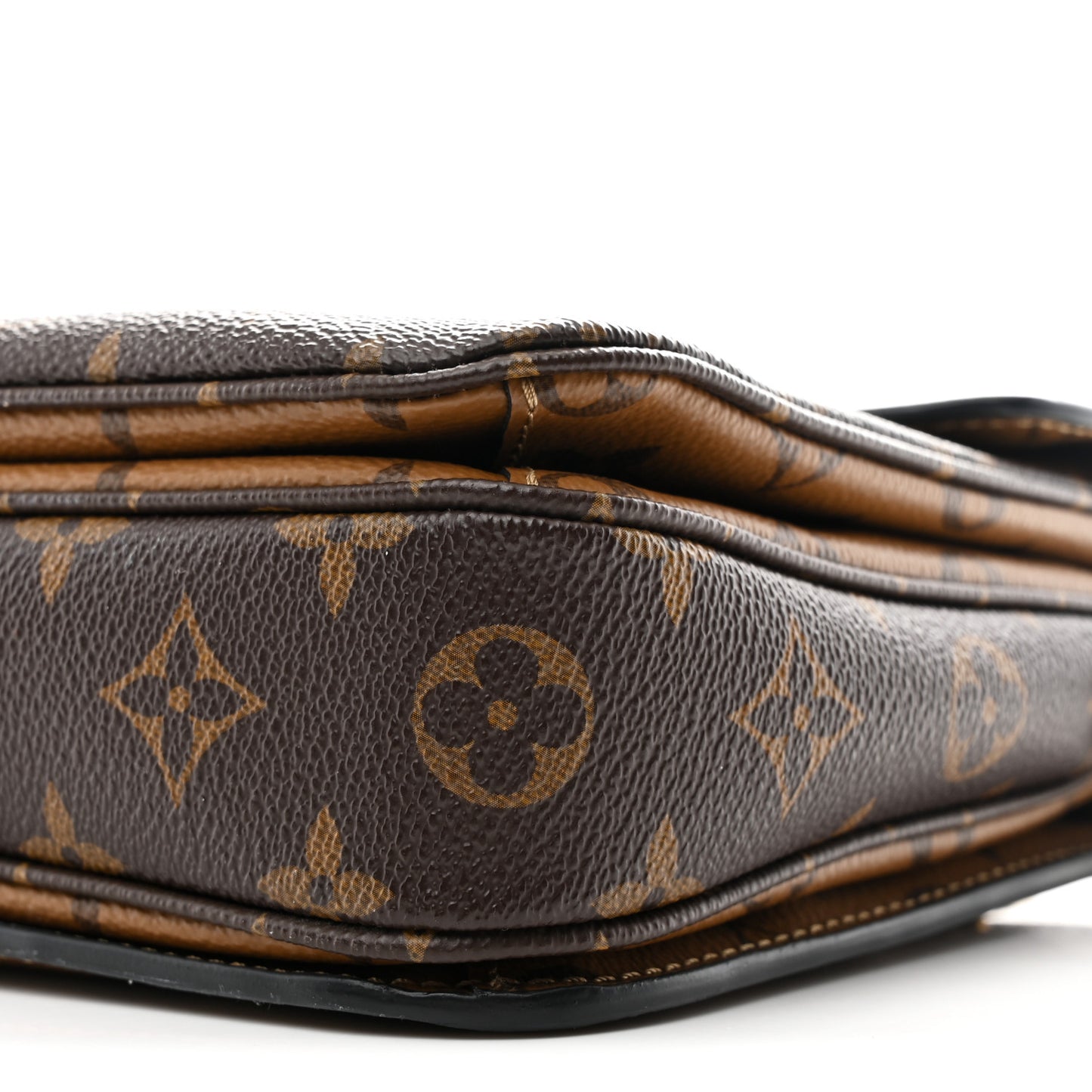 Reverse Monogram Pochette Metis