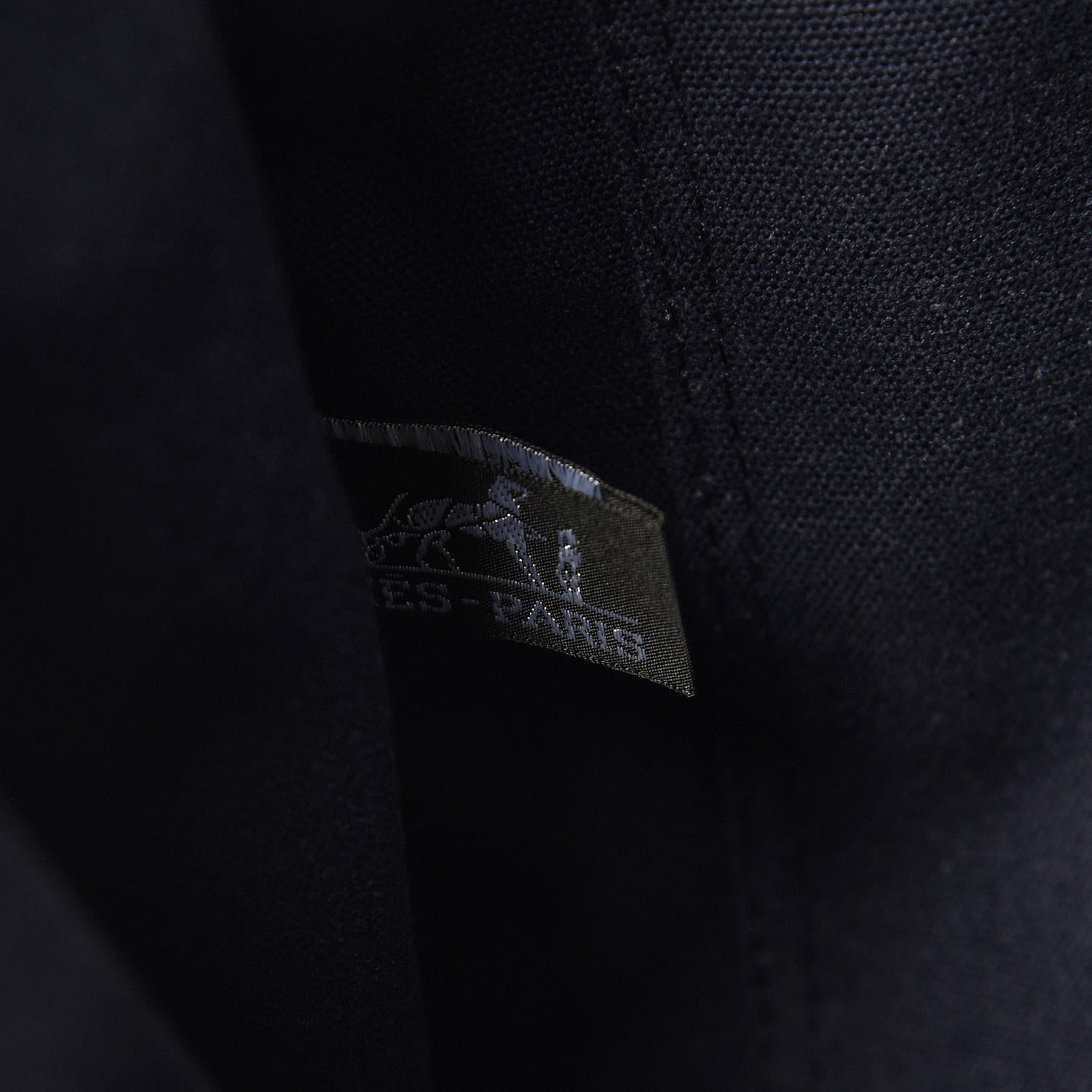 Hermes Canvas Fourre Tout MM Navy 6 of 17