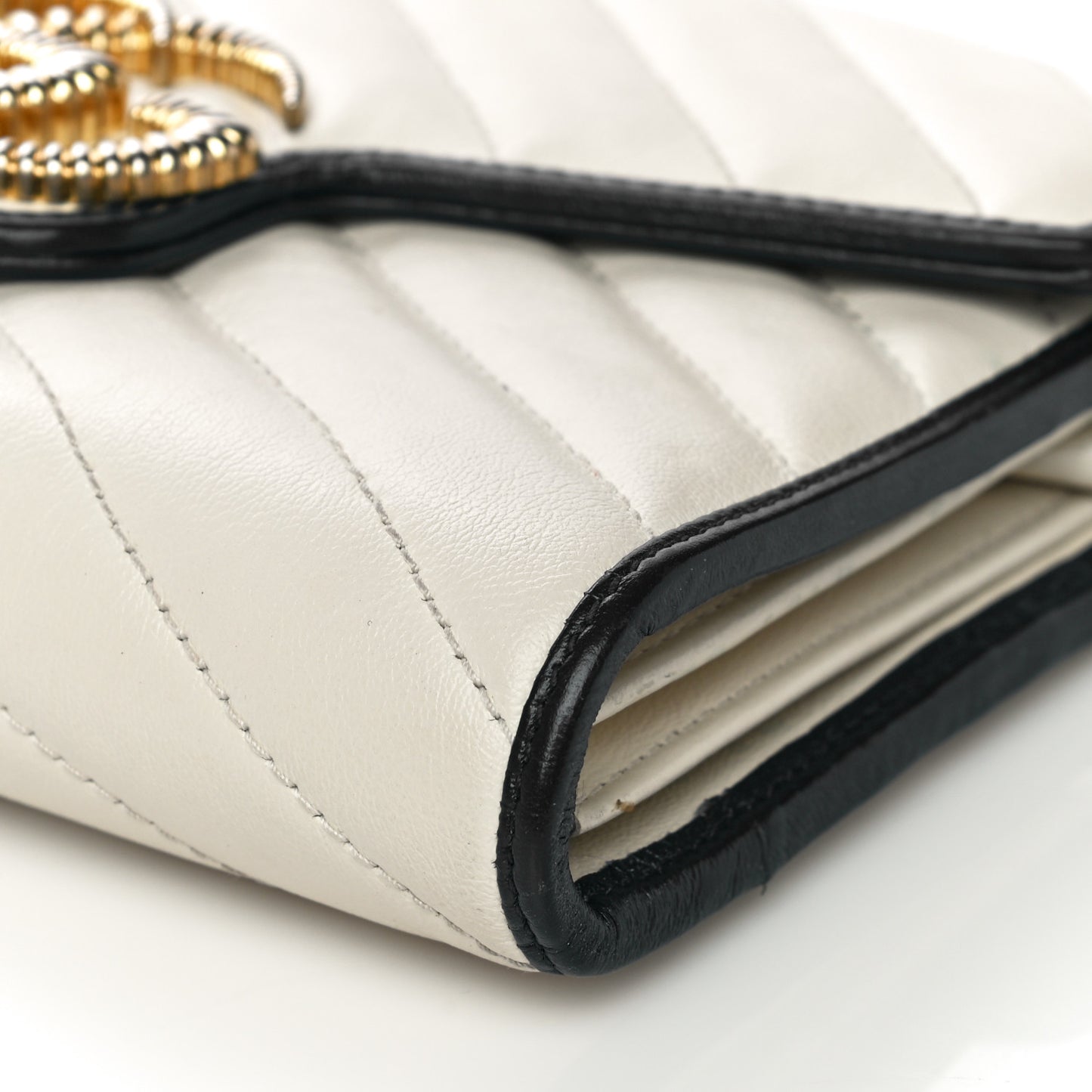 Vintage Effect Calfskin Matelasse Diagonal Torchon GG Marmont Chain Wallet Mystic White Blue Agata