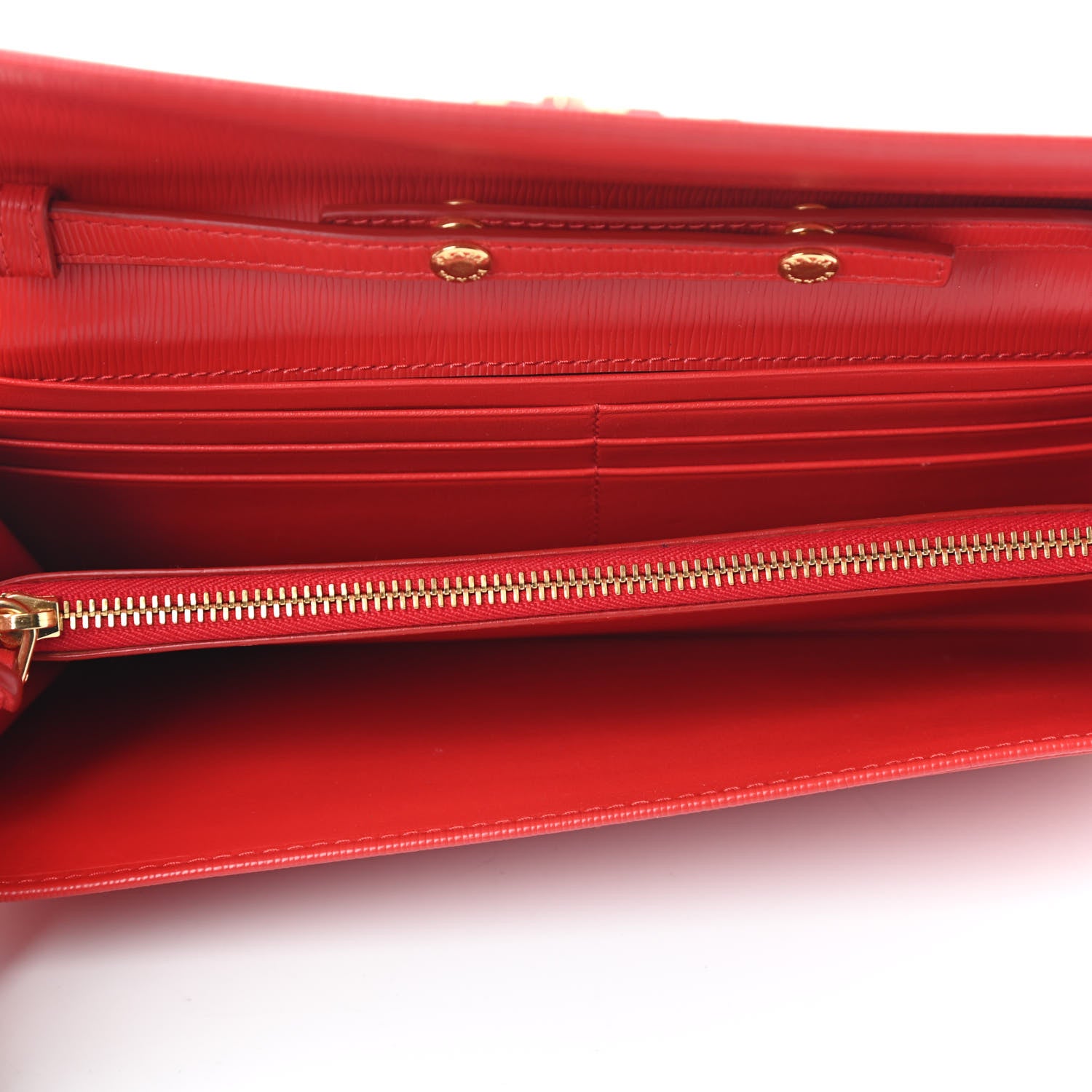 Prada Vitello Move Metal Oro Chain Wallet Lacca 4 of 5