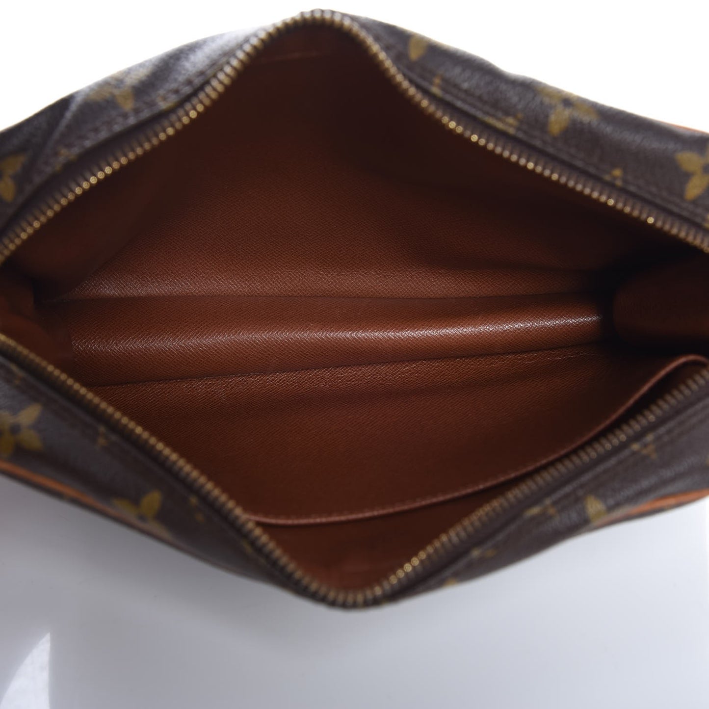 Monogram Compiegne 23 Toiletries