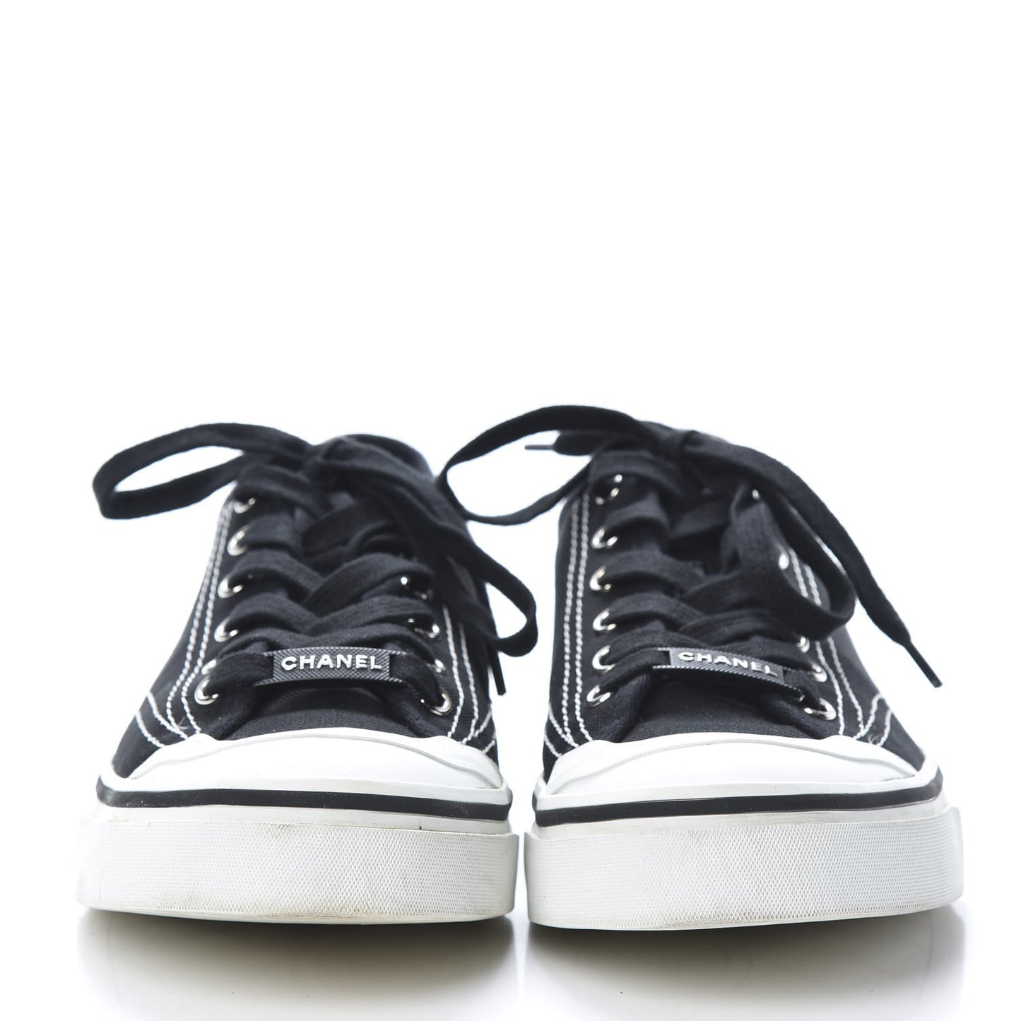 Canvas Lace Up Cap Toe Sneakers 40 Navy
