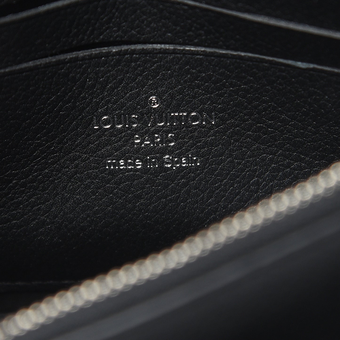 Soft Calfskin My Lockme Chain Pochette Black