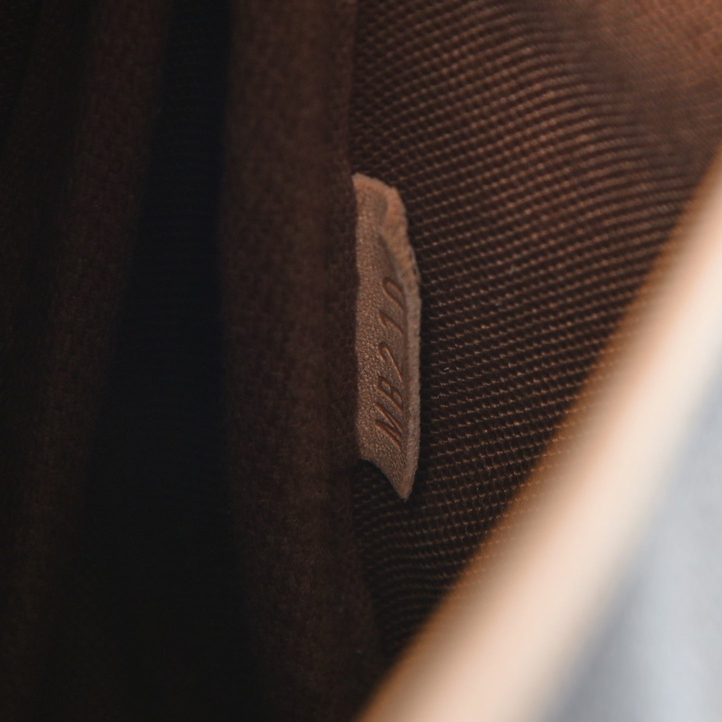 Monogram Saumur 30