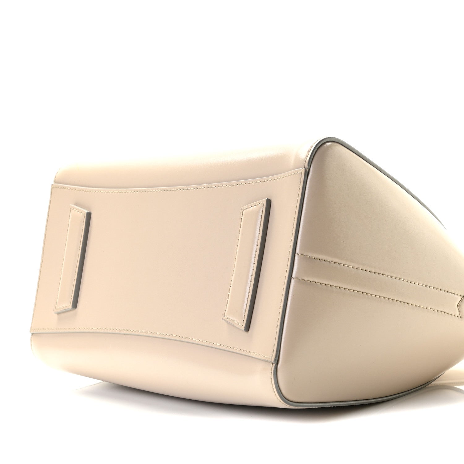 Givenchy Shiny Lord Calfskin Small Antigona Sand 7 of 8