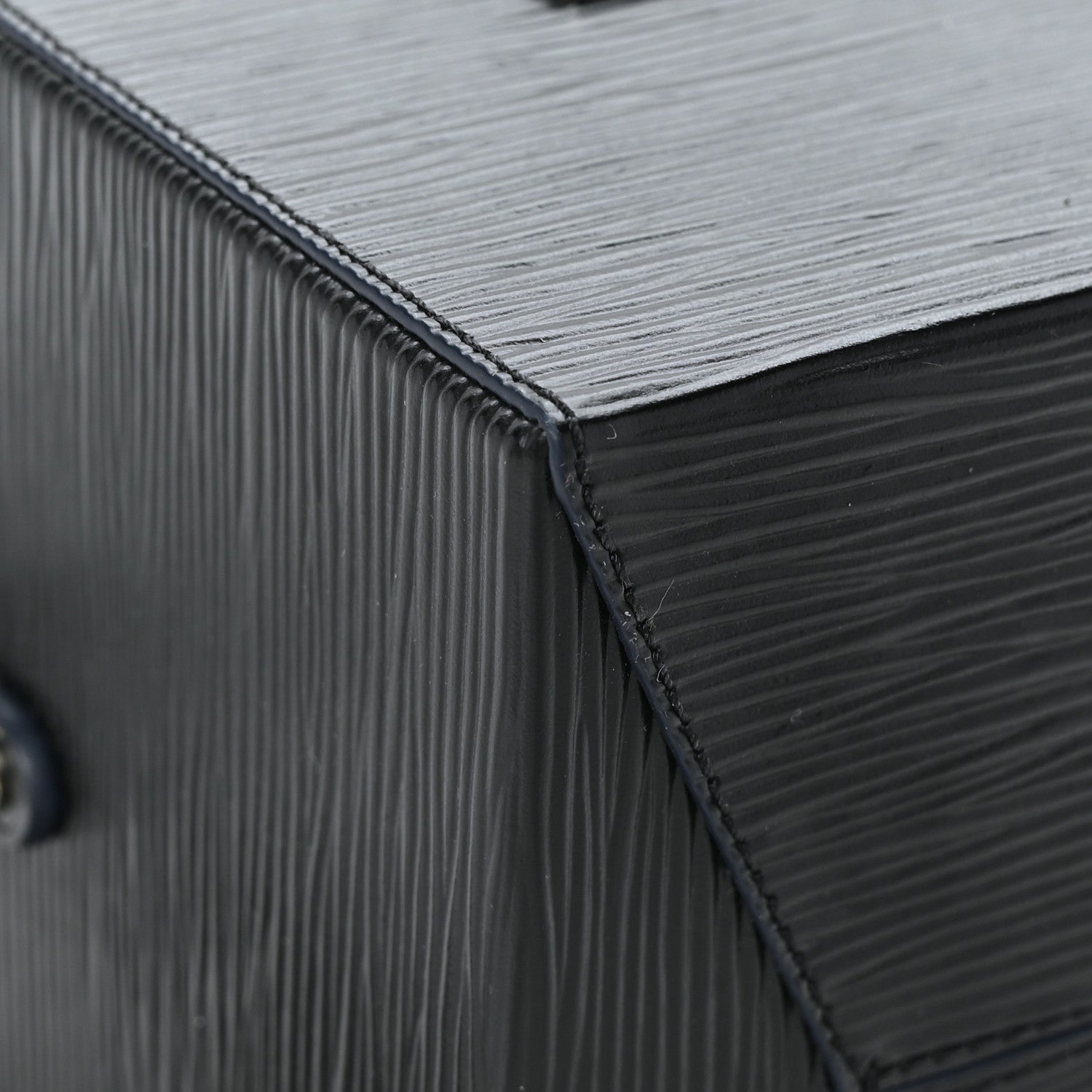 Louis Vuitton Epi Bleecker Box Black 8 of 11