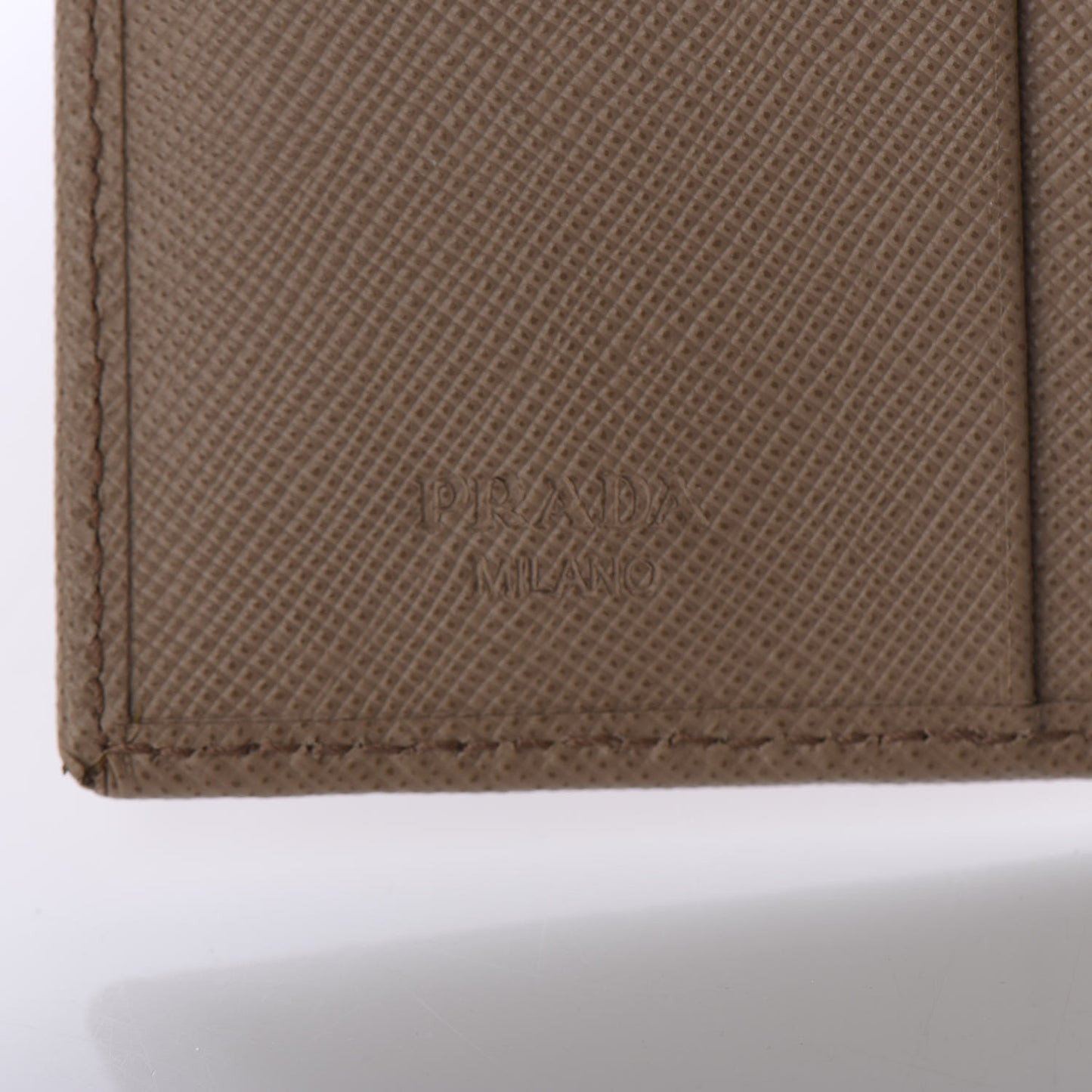 Saffiano Metal Bi-Fold Wallet Naturale