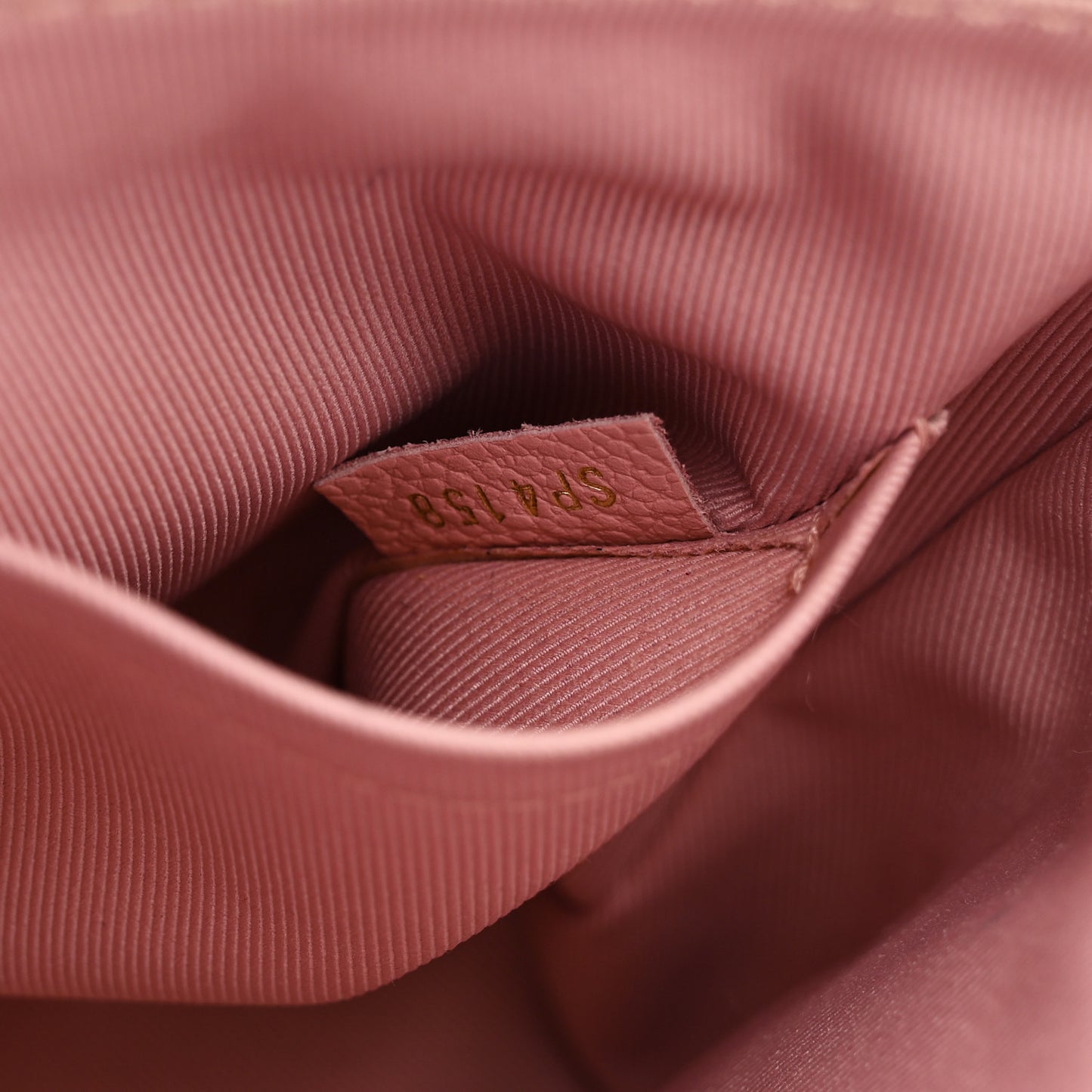 Empreinte Blanche BB Rose Poudre
