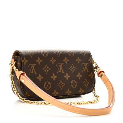 Louis Vuitton Monogram Ivy Wallet On Chain 2 of 9