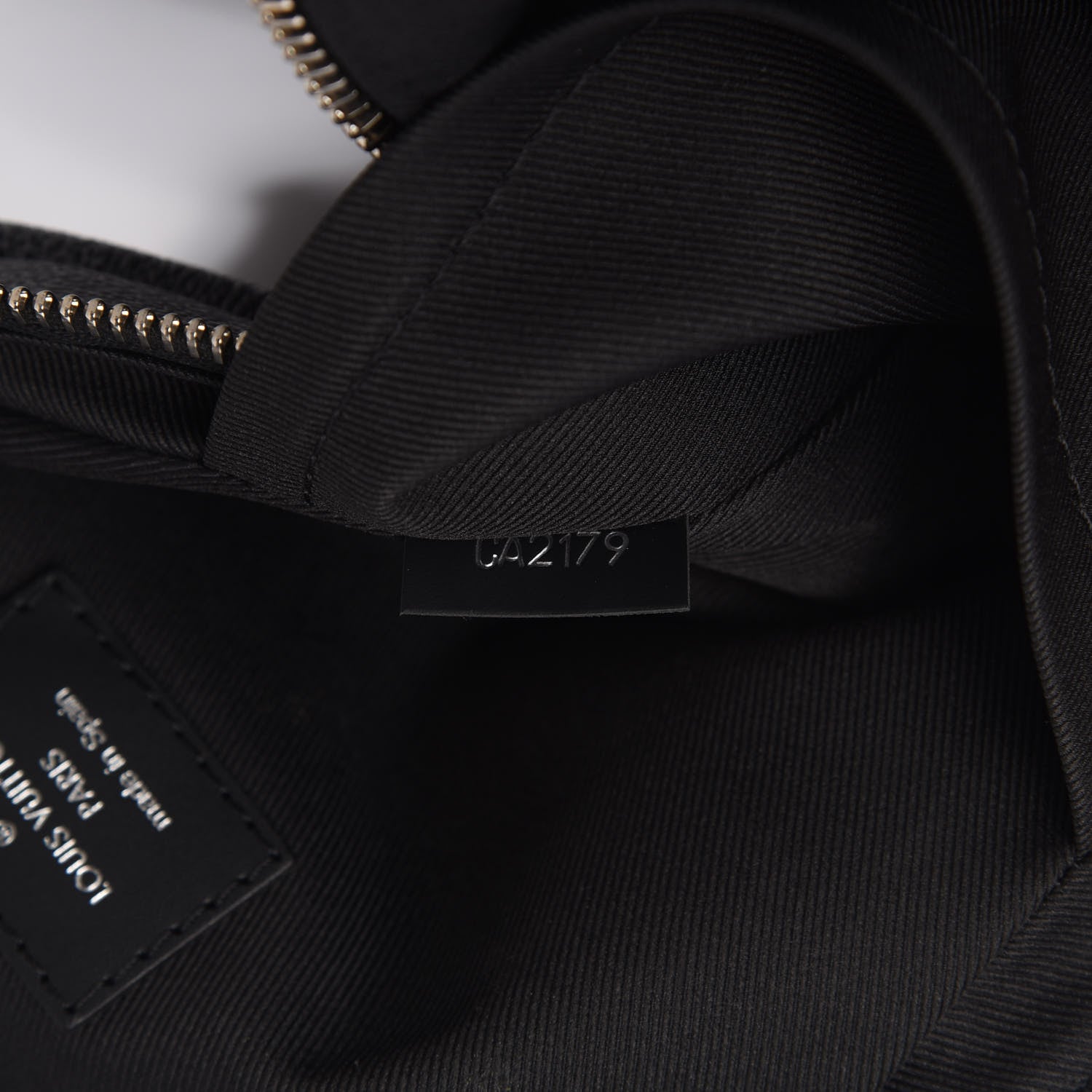 Louis Vuitton Damier Graphite World Map Avenue Sling Backpack 9 of 11