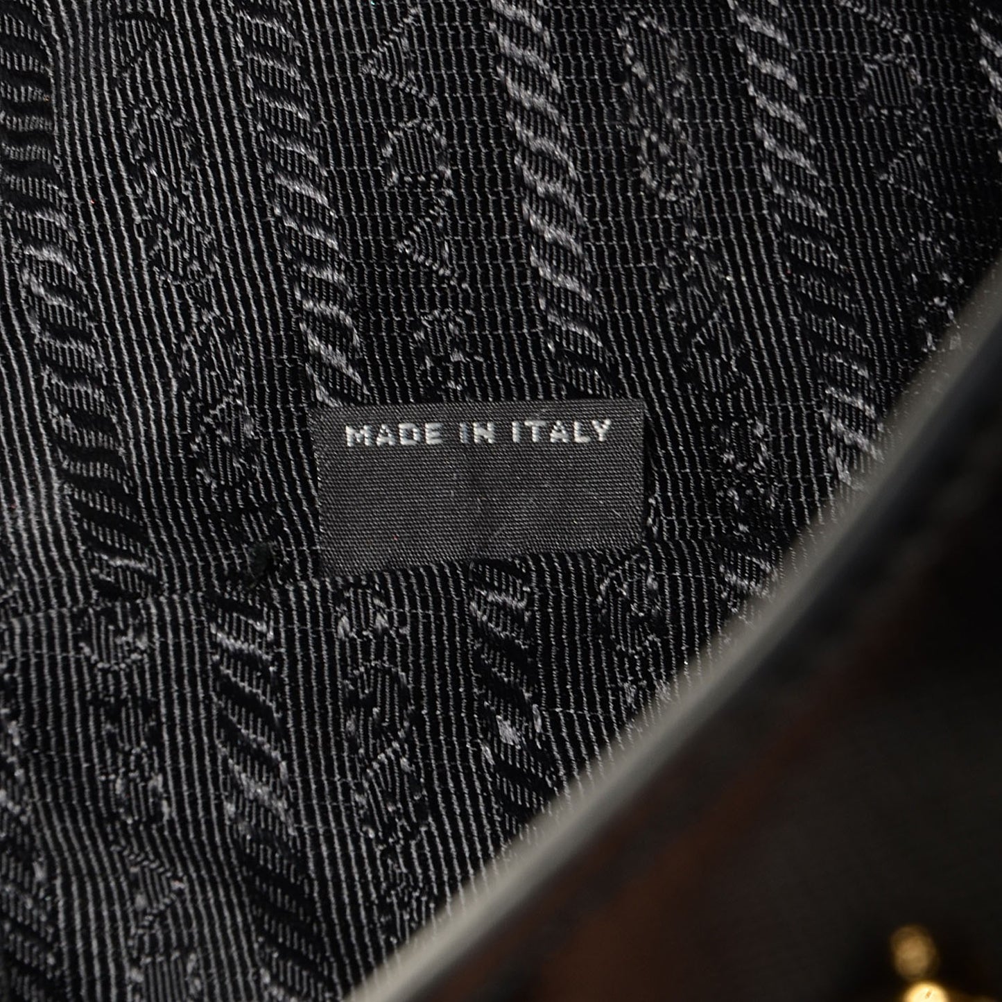 Saffiano Vernice Tote Black