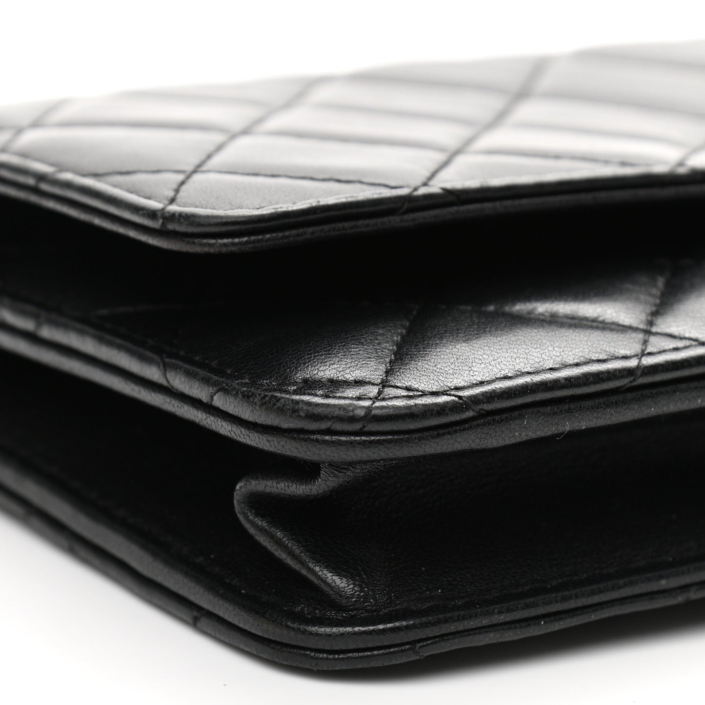 Lambskin Quilted Wallet On Chain WOC Black