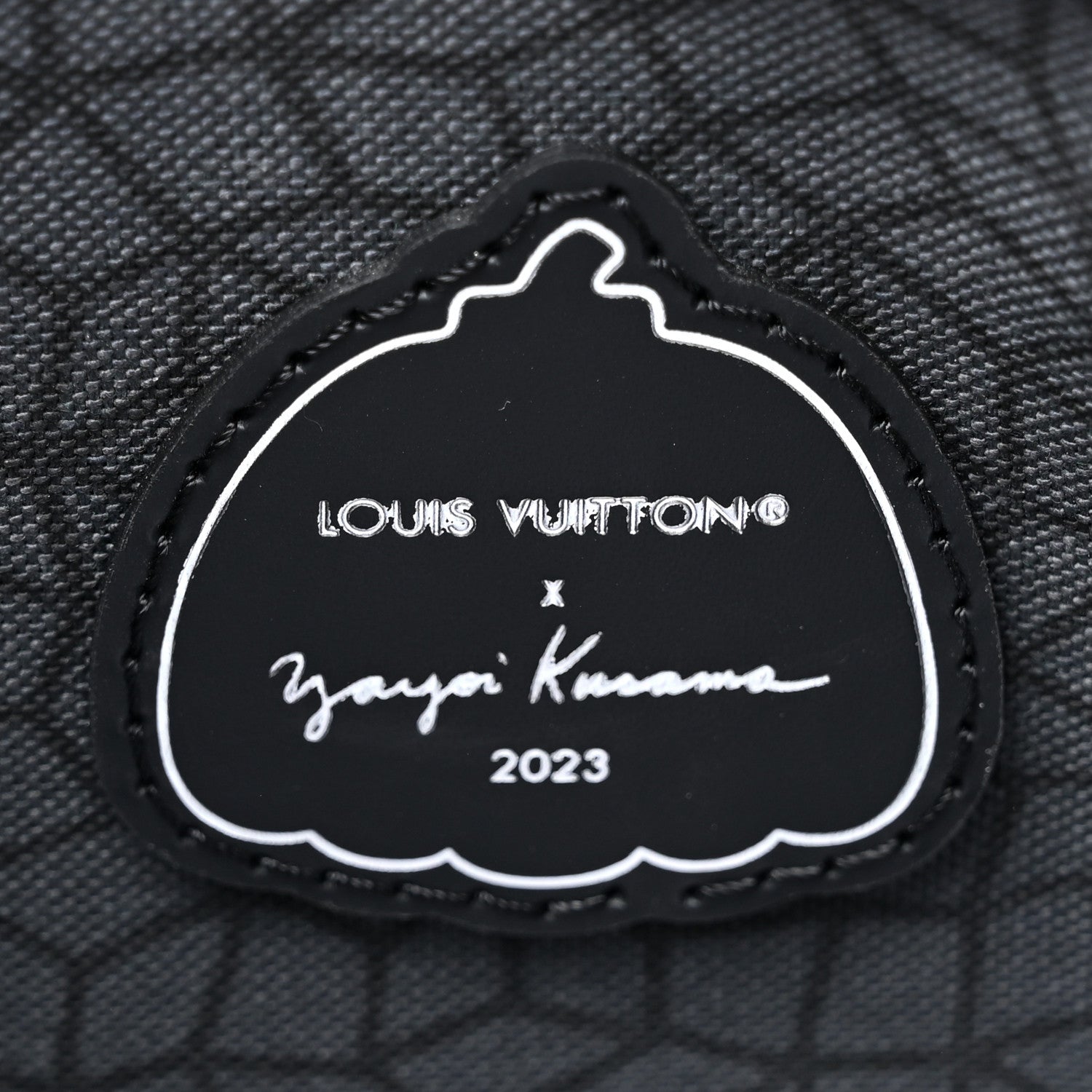 Louis Vuitton LV X YK Monogram Eclipse Reverse Pumpkin Keepall Bandouliere 25 Multicolor 6 of 9