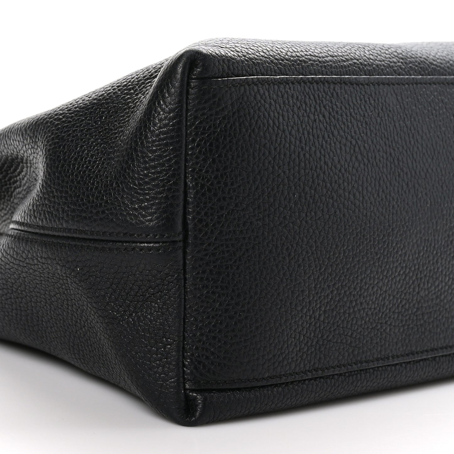 Pebbled Calfskin Medium Soho Chain Shoulder Bag Black