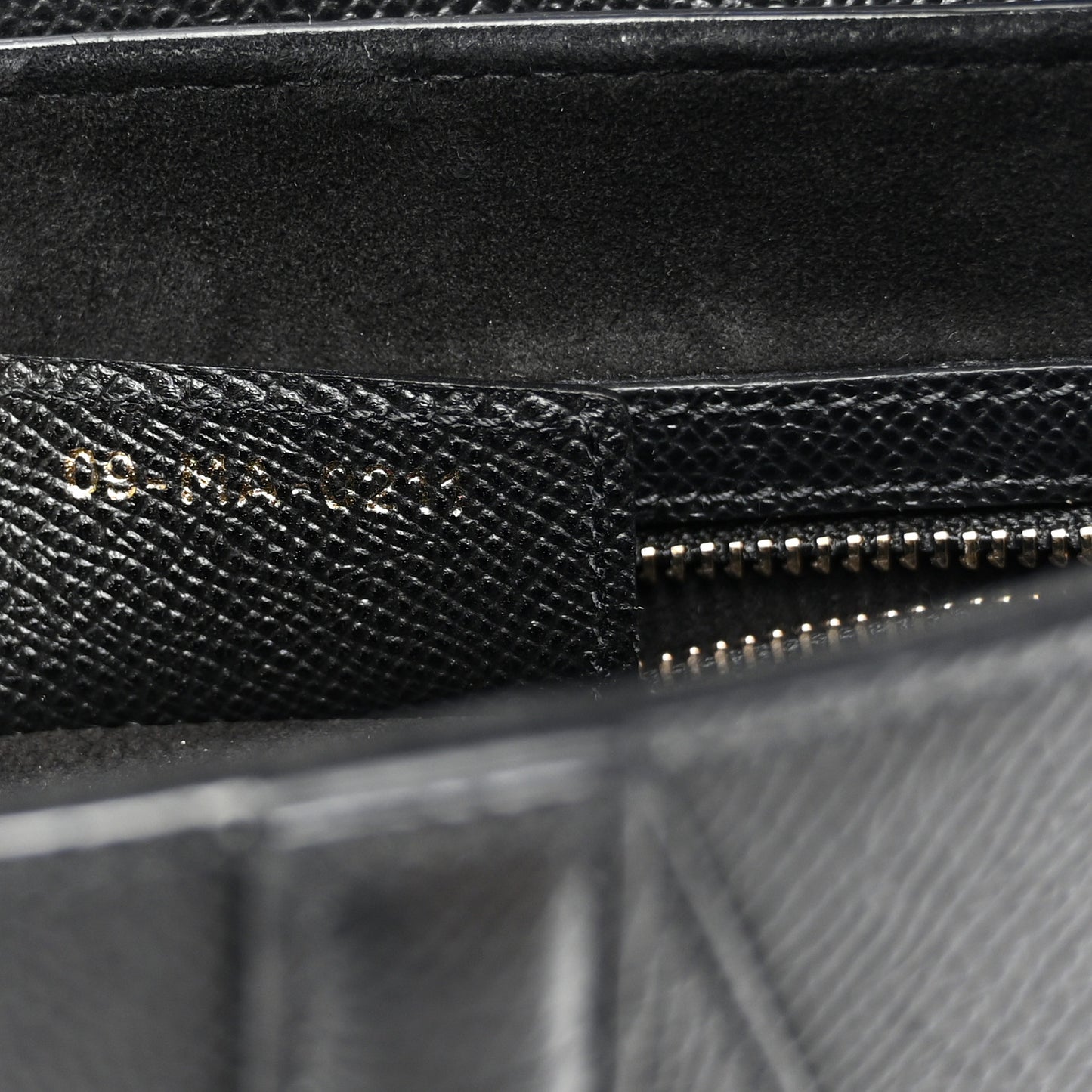 Grained Calfskin Saddle Bag Black