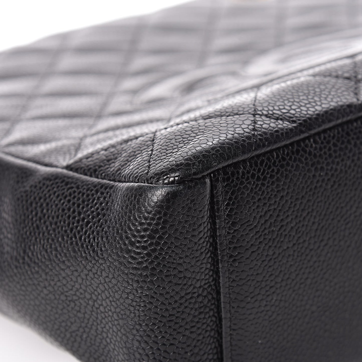 Caviar Quilted Petit Shopping Tote PST Black