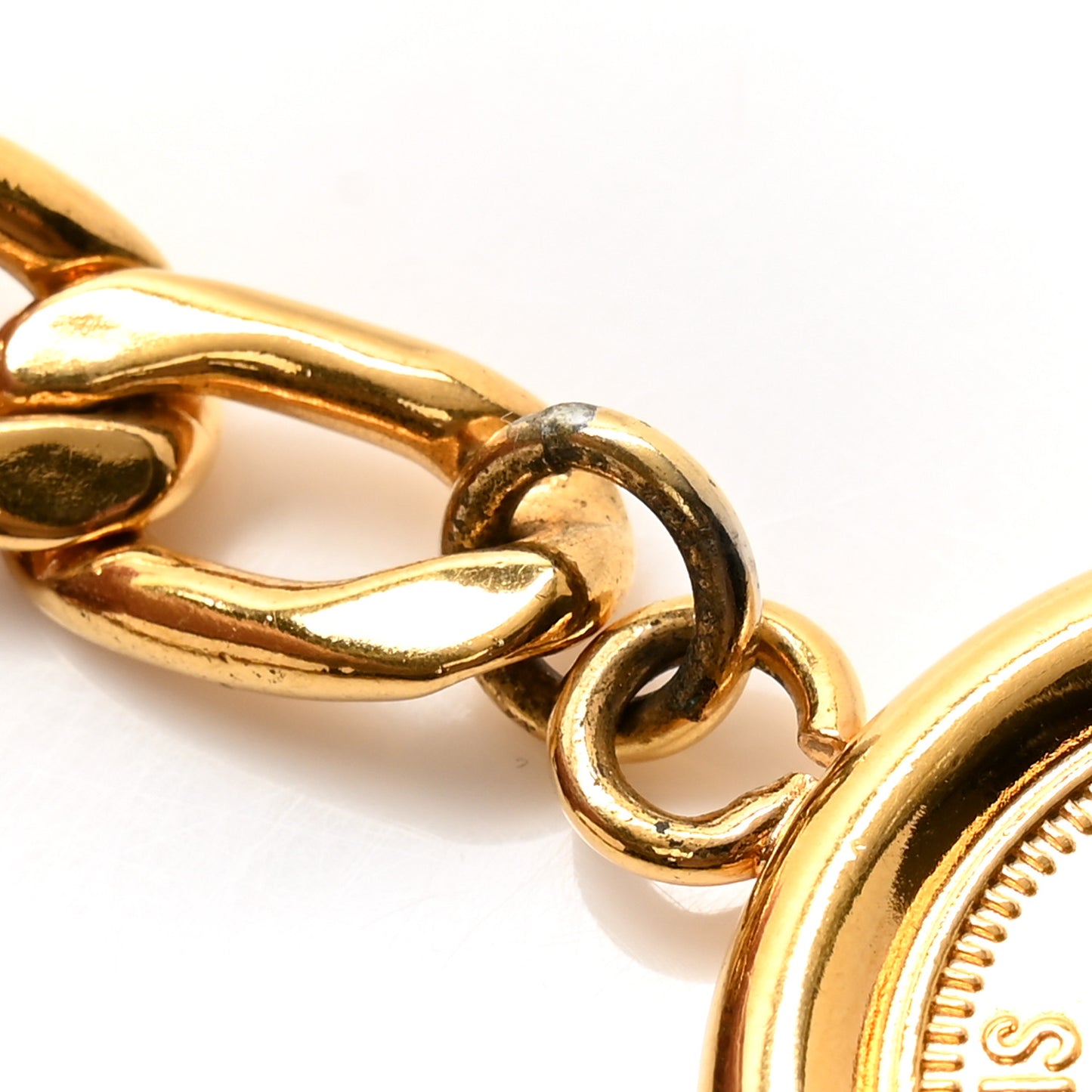 Metal Medallion CC Triple Chain Belt Gold