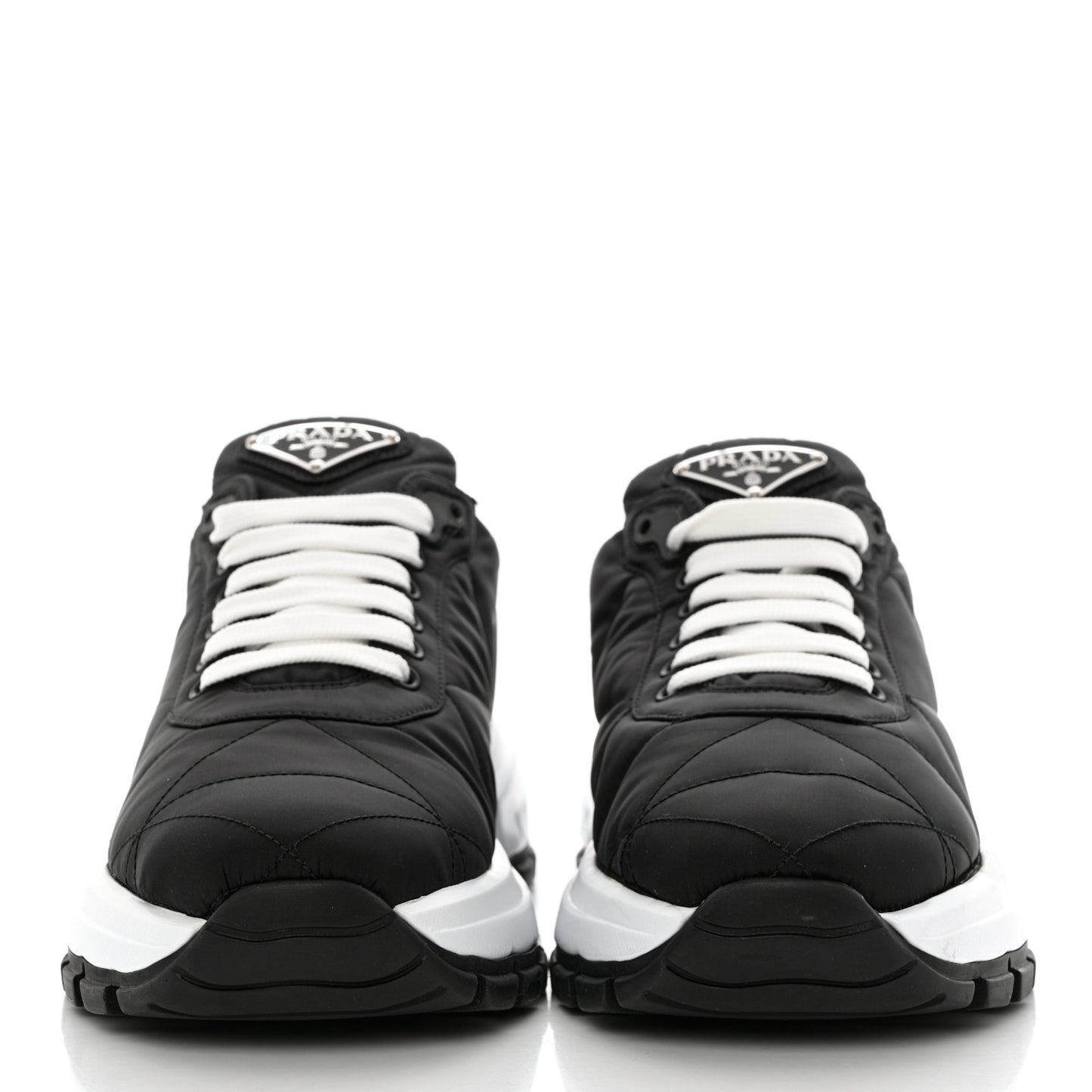 Re-Nylon Piuma Metal Triangle Logo Quilted 45mm Sneakers 41 Black