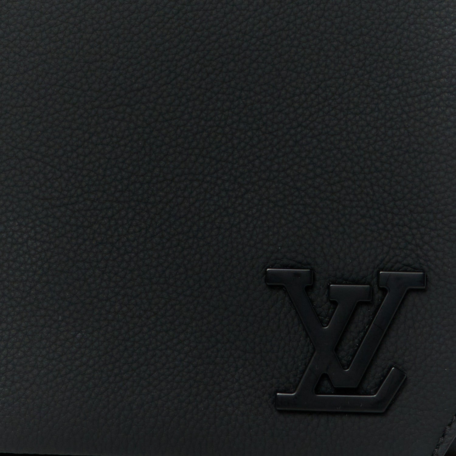 Louis Vuitton Calfskin Aerogram Messenger Black 8 of 11