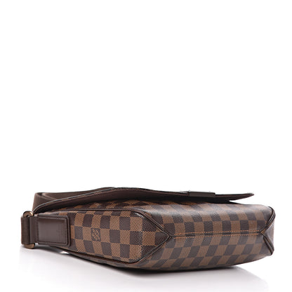 Louis Vuitton Damier Ebene District PM 4 of 11