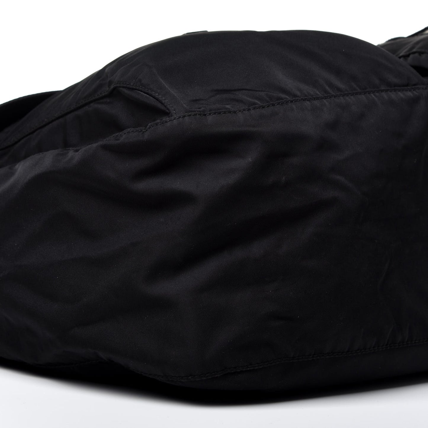 Nylon Vela Messenger Bag Black