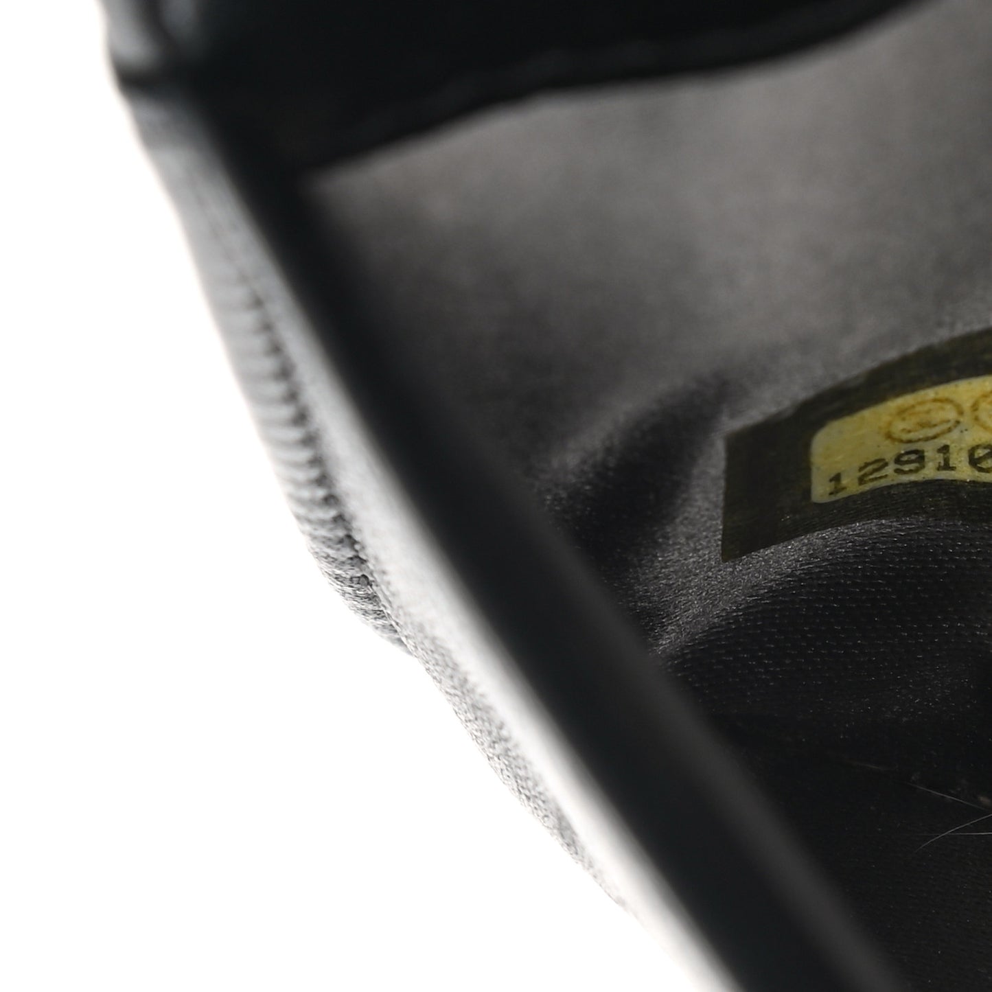 Lambskin Studded CC Wallet On Chain WOC Black