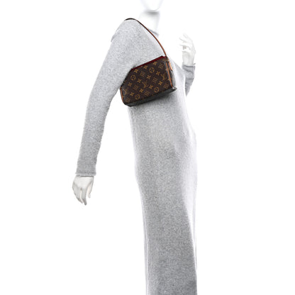 Louis Vuitton Monogram Recital 2 of 13