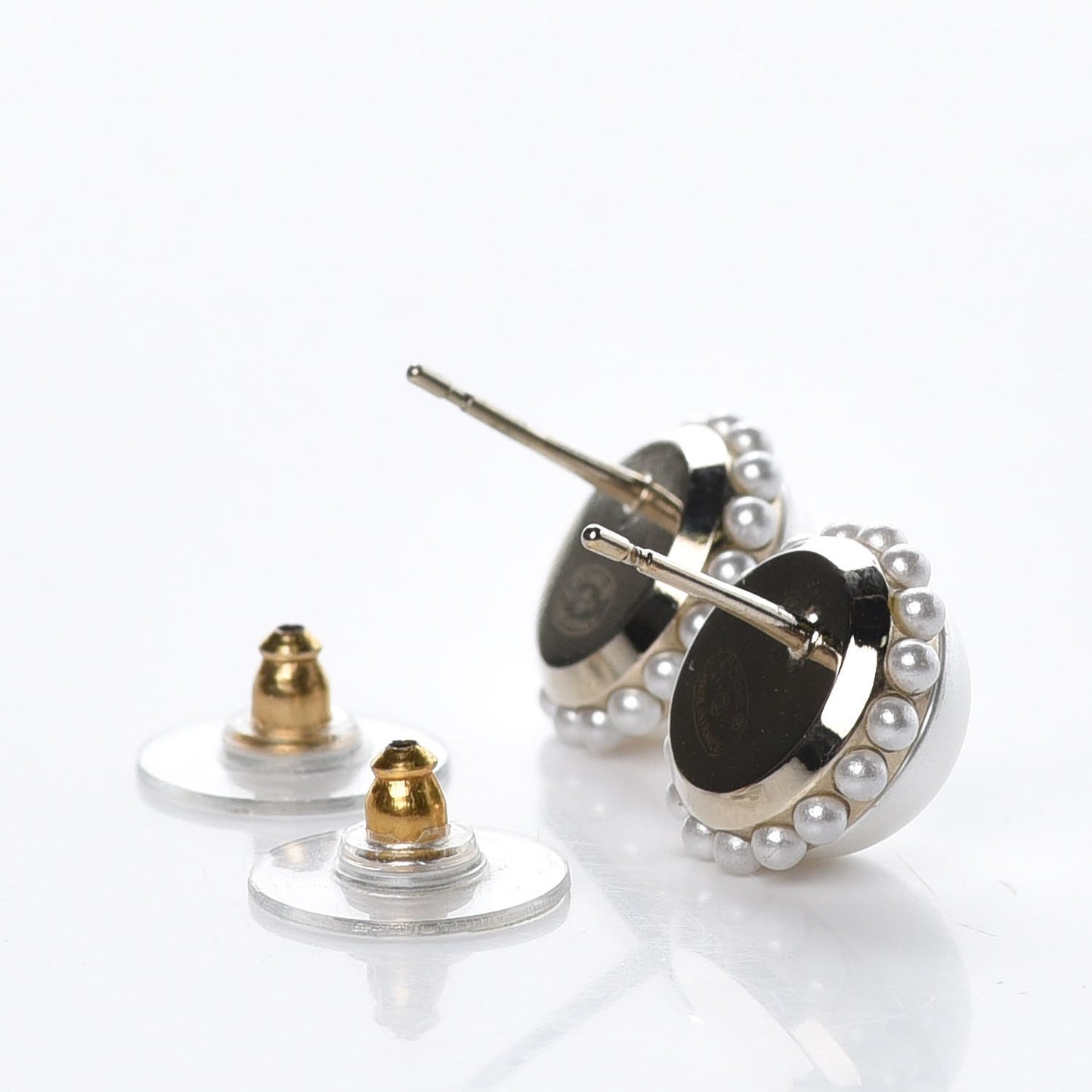 Pearl CC Earrings Gold