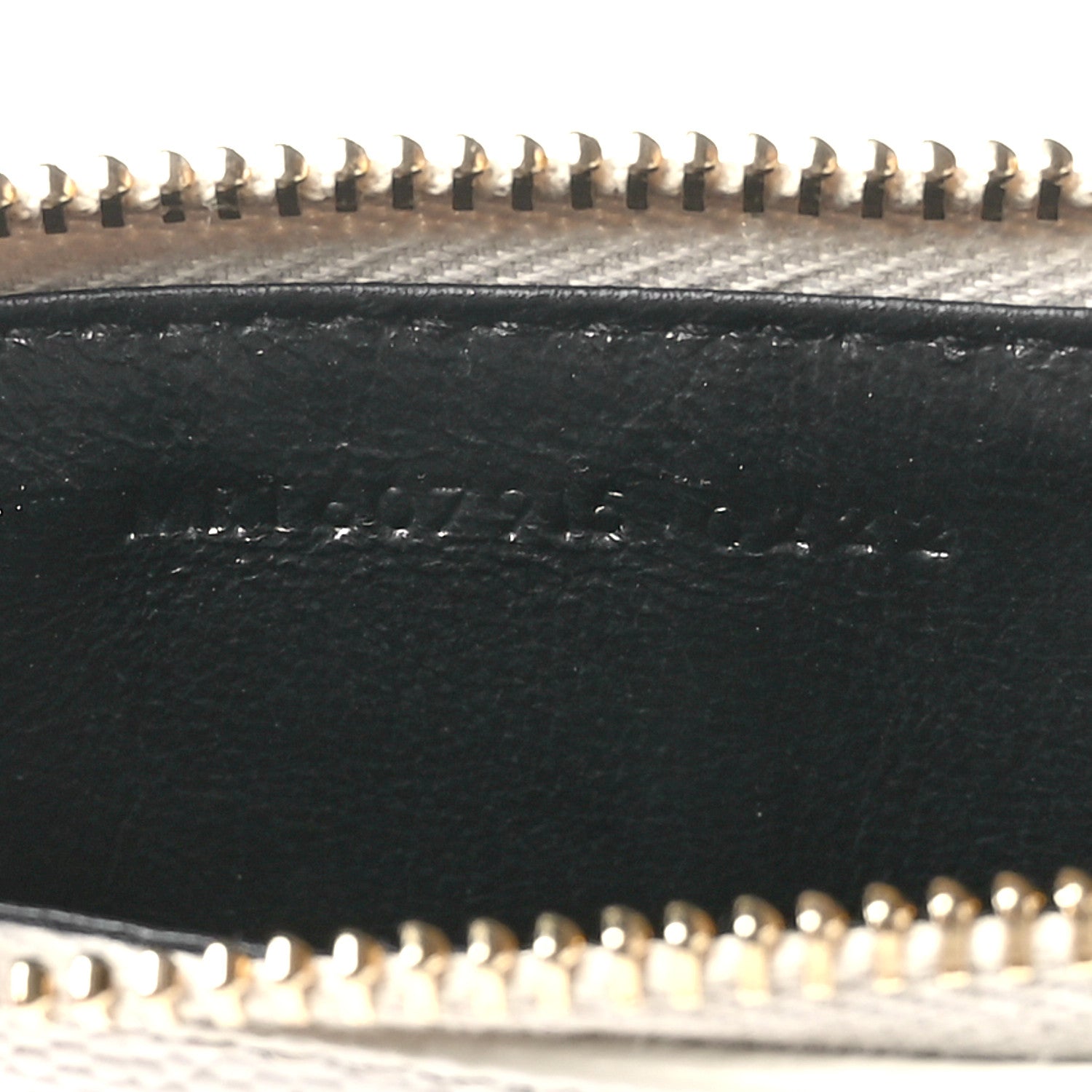 Saint Laurent Grain De Poudre Matelasse Chevron Monogram Fragments Zippered Card Case Crema Soft 7 of 7