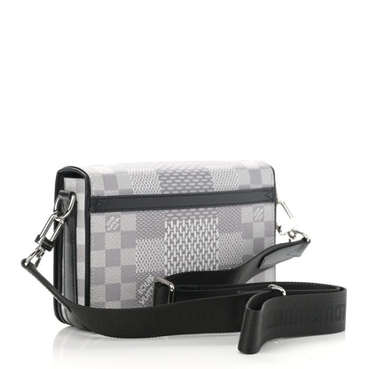 Louis Vuitton Damier Graphite 3D Studio Messenger Antarctica 2 of 8