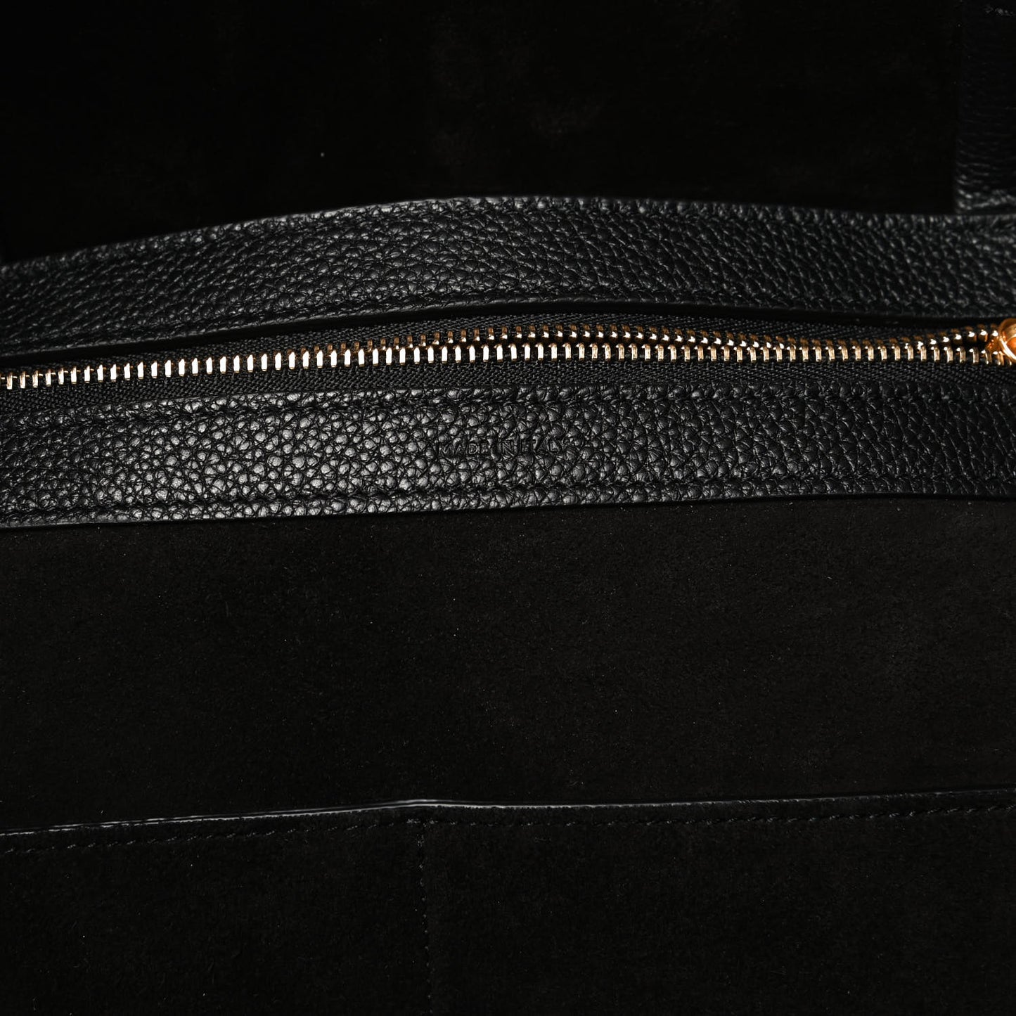 Soft Grained Calfskin Medium Belt Cabas Phantom Black