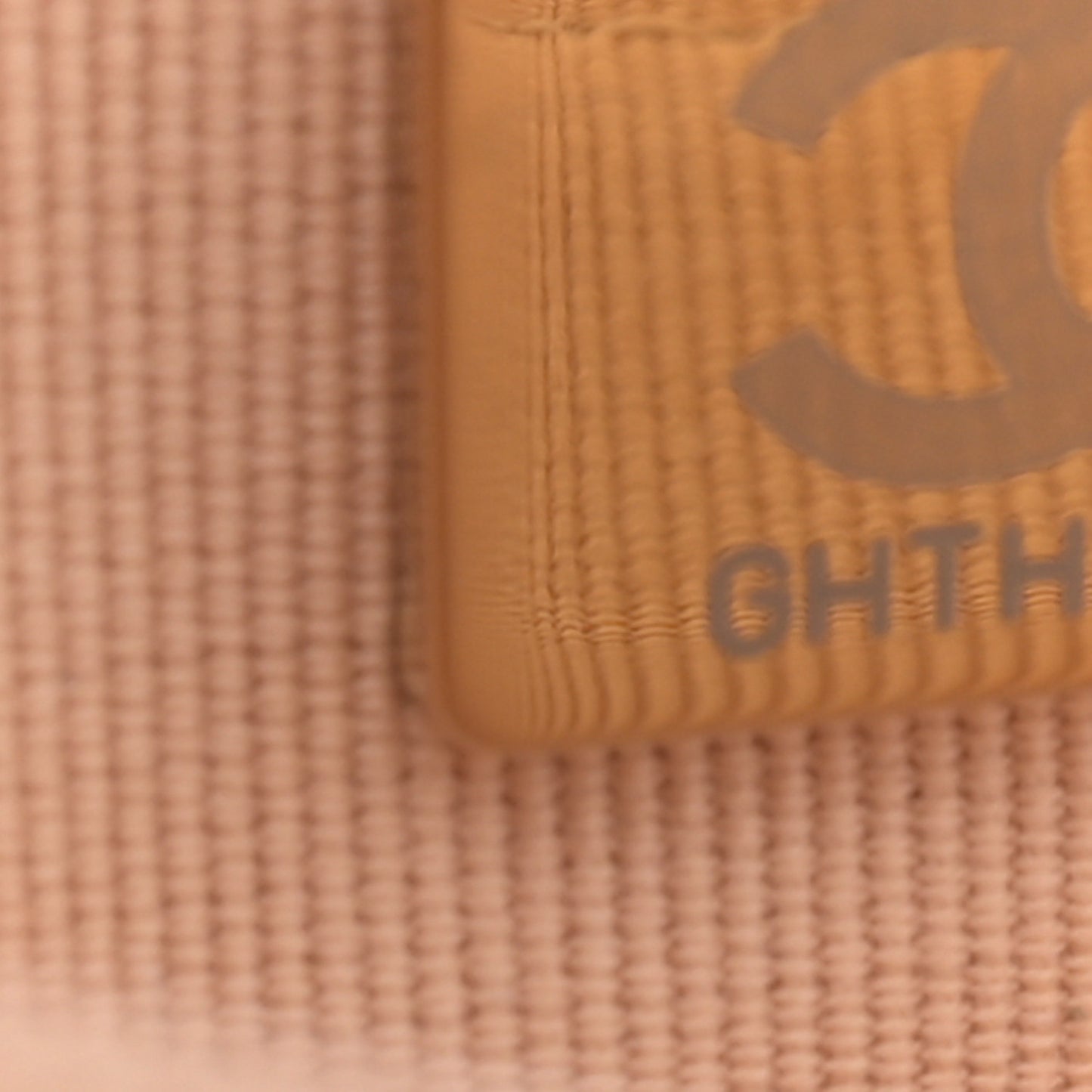 Caviar Quilted Wallet On Chain WOC Beige