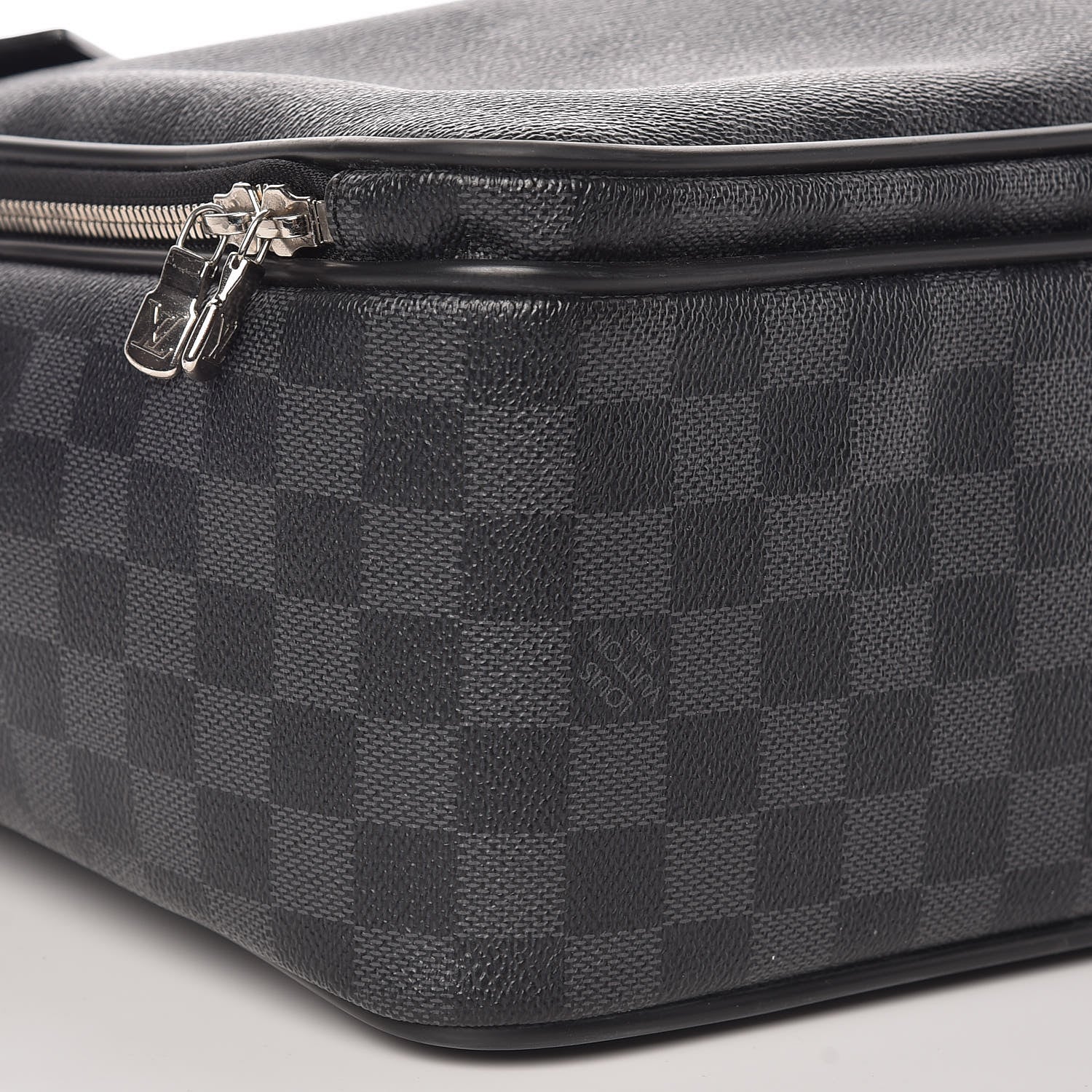 Louis Vuitton Damier Graphite Icare 9 of 11