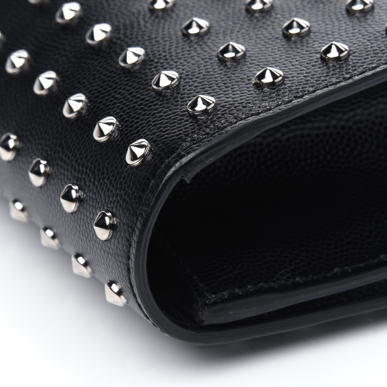 Saint Laurent Grain De Poudre Classic Monogram Studded Clutch Black 17 of 18