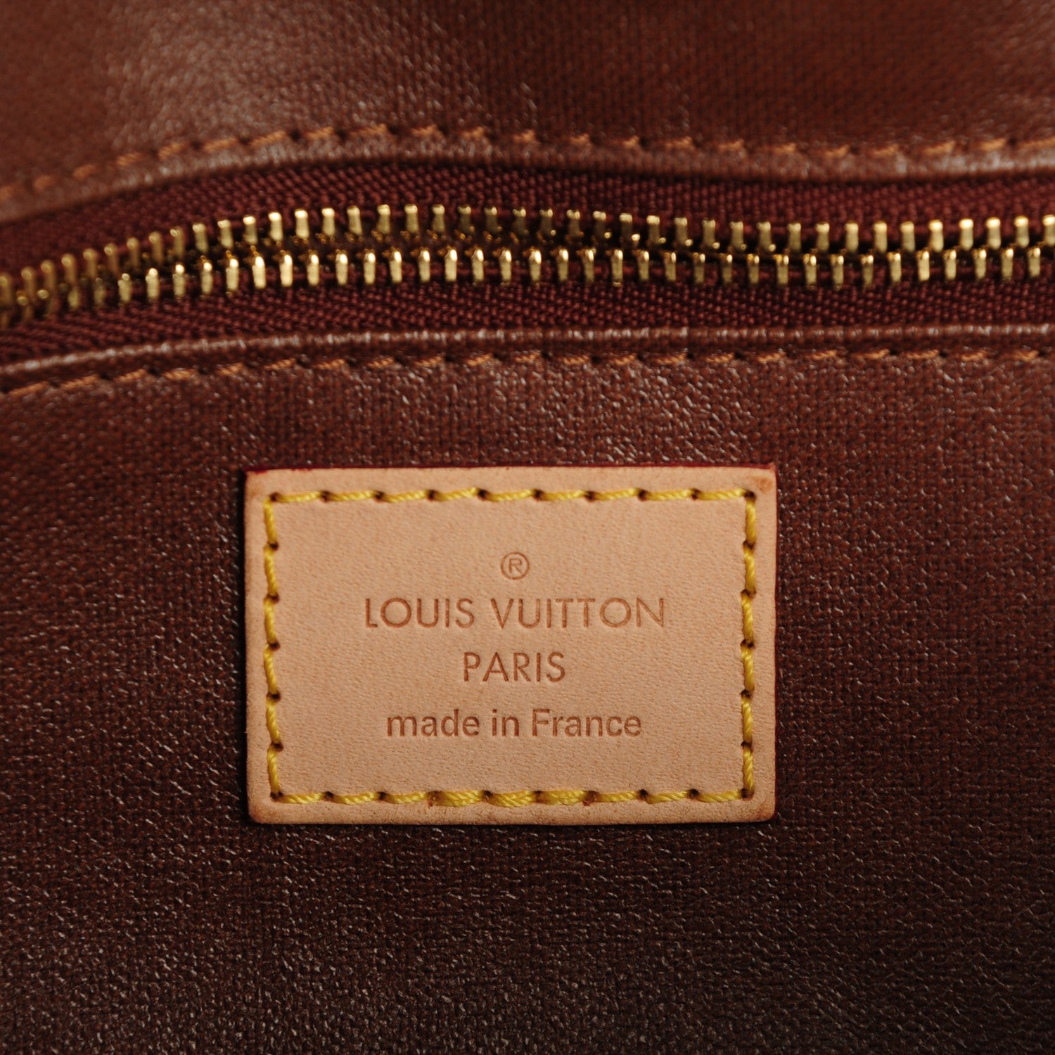 Louis Vuitton Monogram Toiletry 25 7 of 8