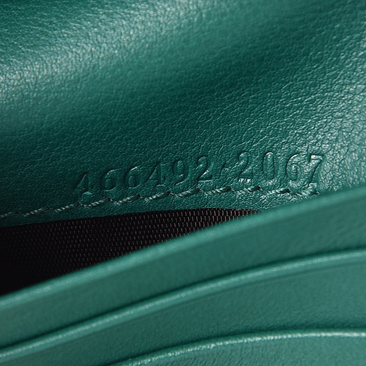 Calfskin Matelasse GG Marmont Card Case Wallet Emerald