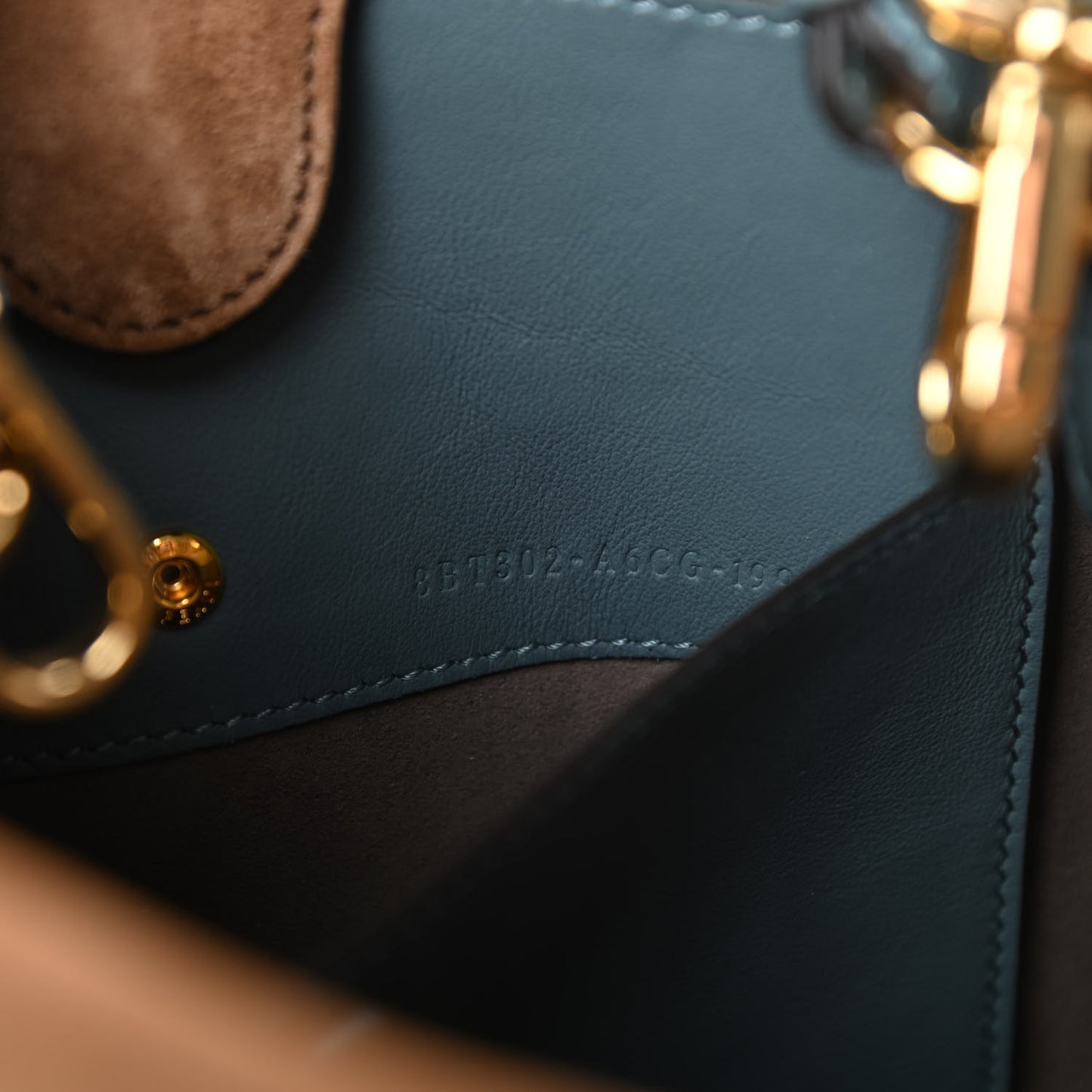 Vitello Grace Suede Small Flip Tote Azzurro Merlino Marrone Black