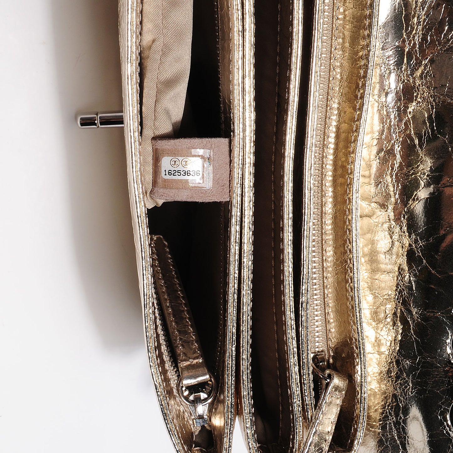 Metallic Crackled Calfskin Medium Clam's Pocket Flap Gold
