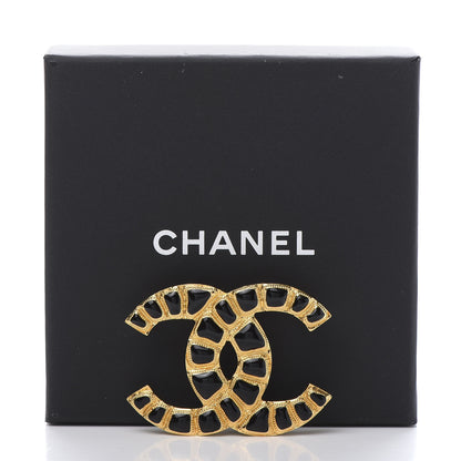 Chanel Gripoix Poured Glass Along The Nile CC Brooch Black Gold 5 of 5