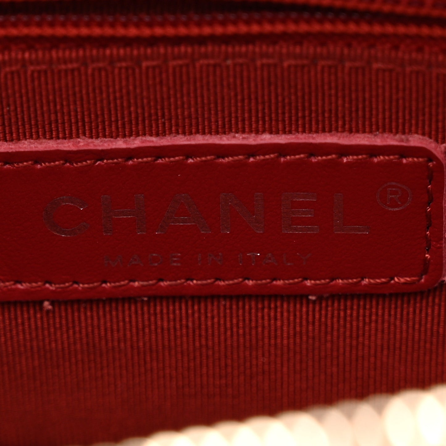 Aged Calfskin Quilted Small Gabrielle Hobo Red