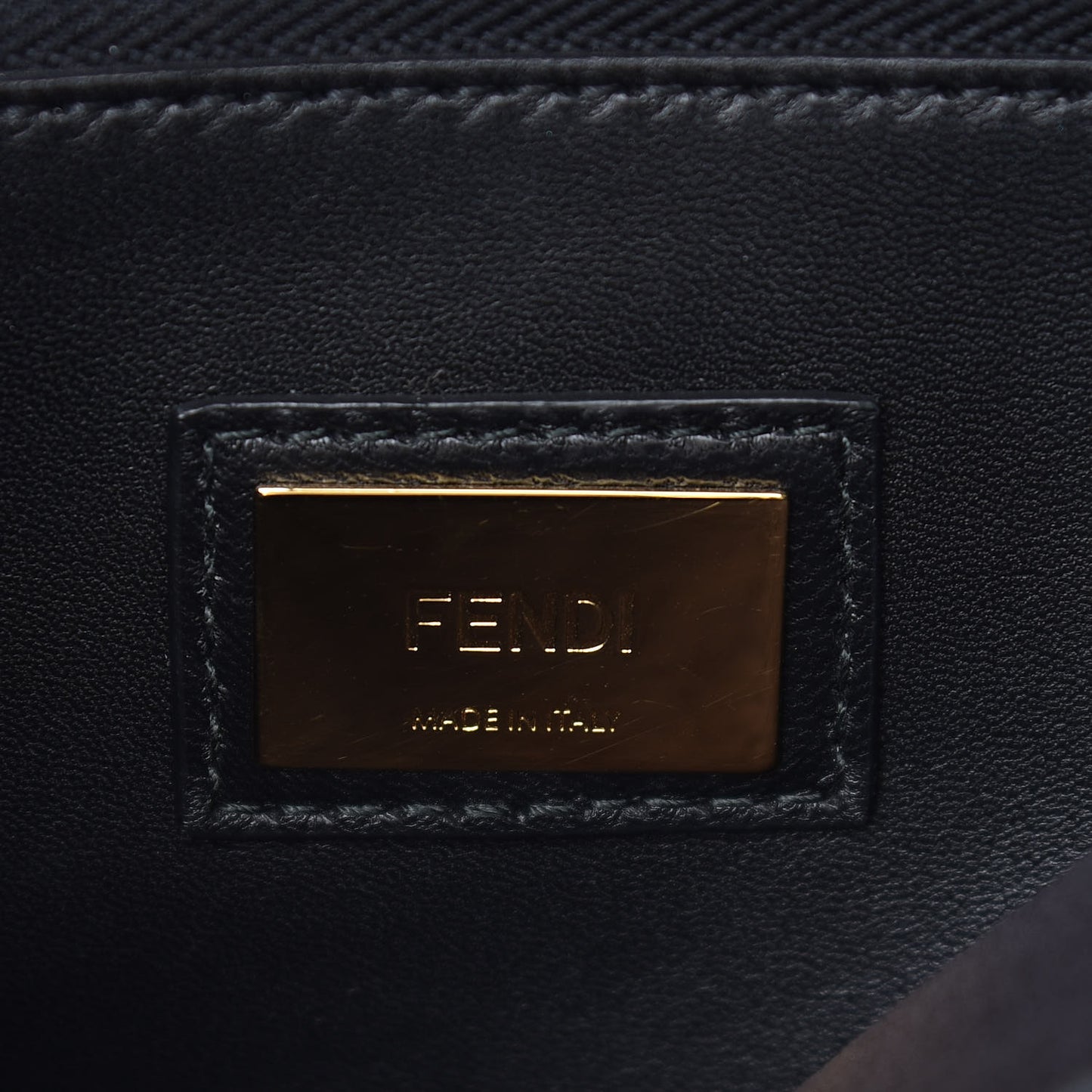 Vitello Seta Shiny Nappa Medium Peekaboo Iconic Satchel Black