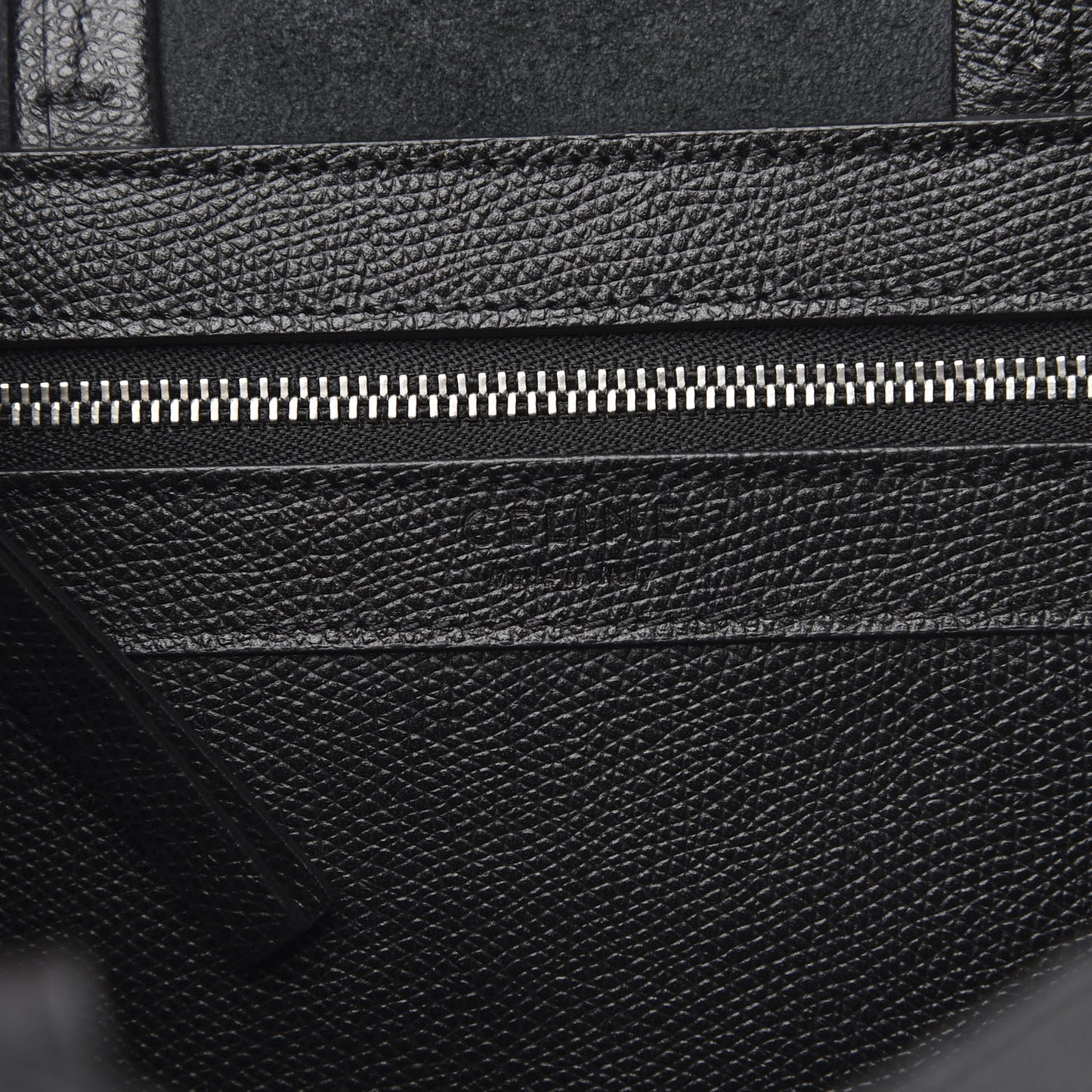 Grained Calfskin Small Vertical Cabas Black