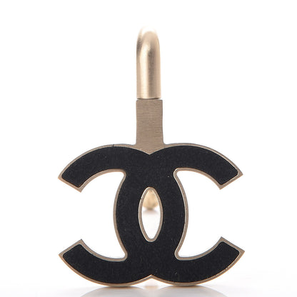 Chanel Baguette Crystal CC Purse Hook Gold 4 of 5