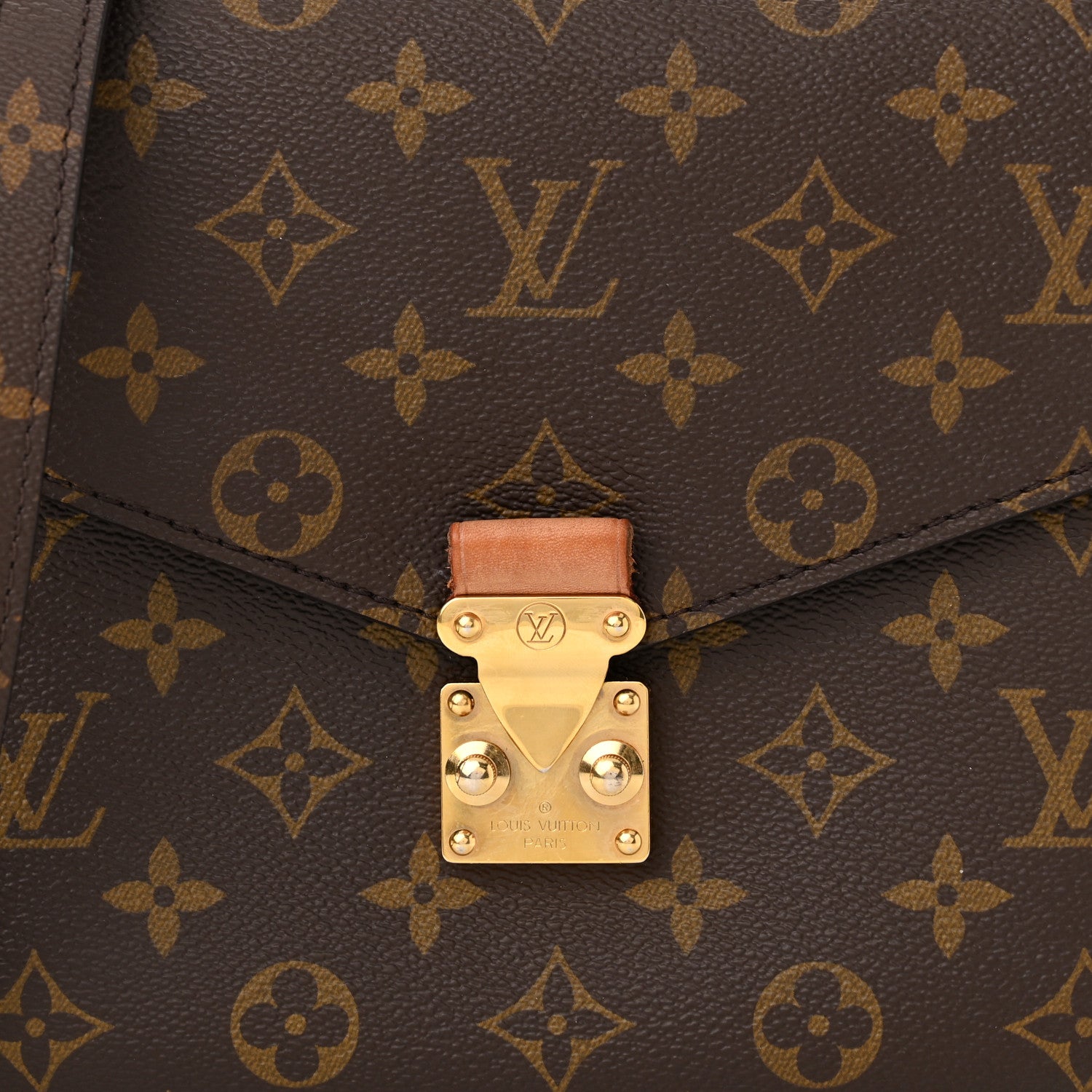 Louis Vuitton Monogram Pochette Metis 9 of 17