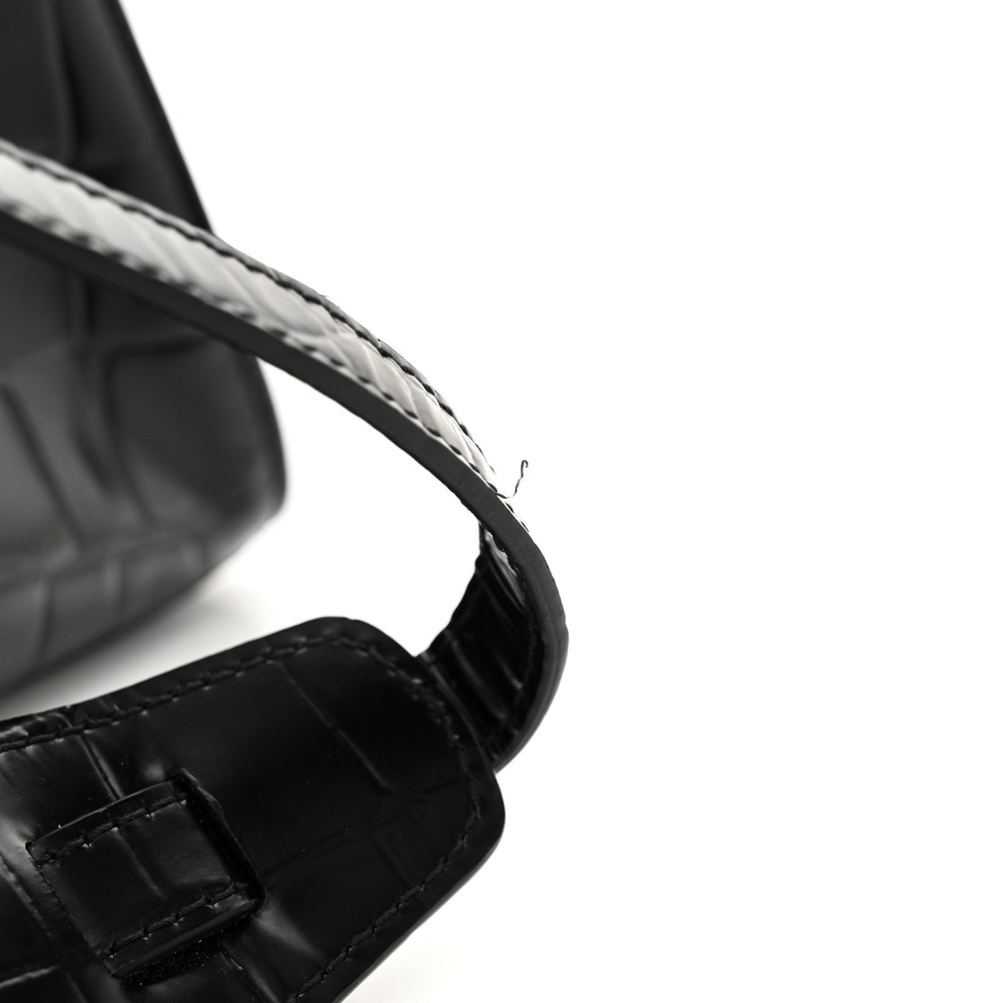 Semi Shiny Calfskin Crocodile Embossed Neo Classic Black Hardware S City Black