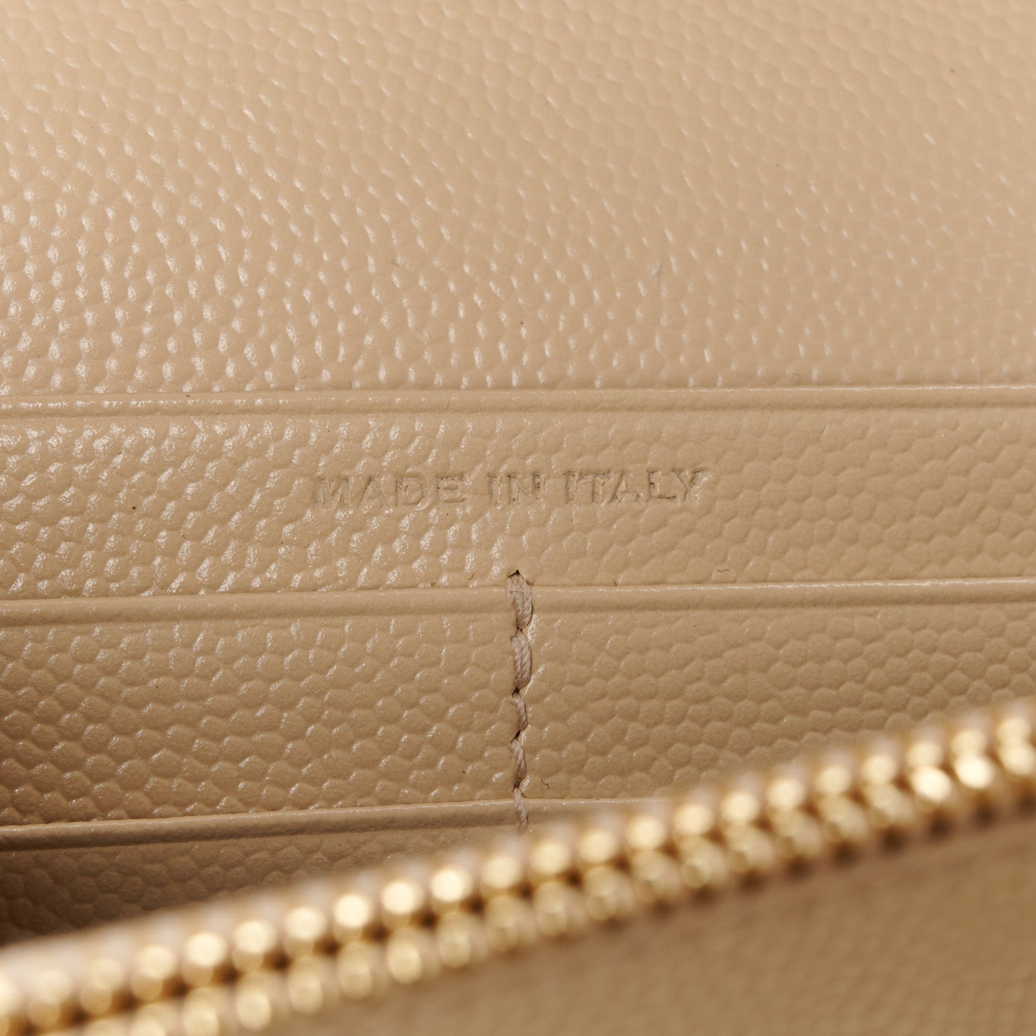 Saint Laurent Grain De Poudre Matelasse Chevron Monogram Chain Wallet  Nude Powder 7 of 10