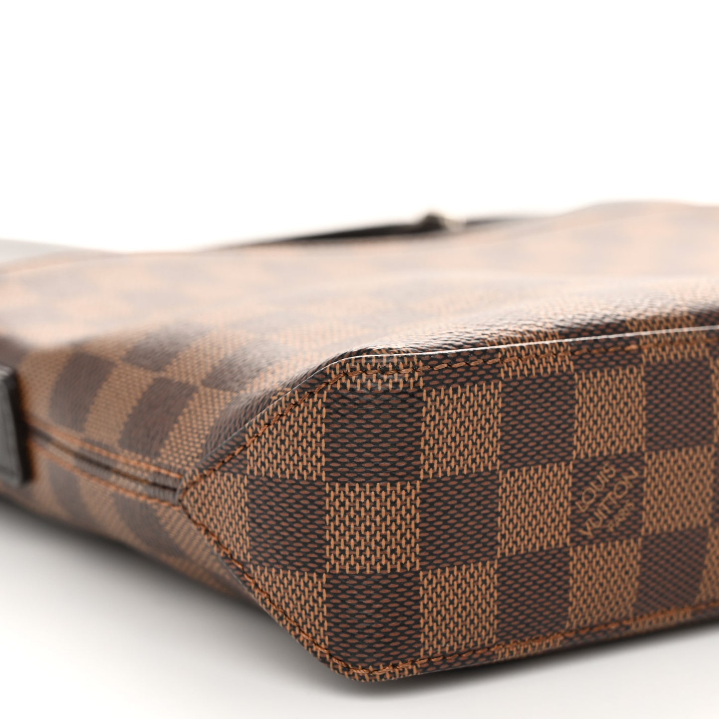 Damier Ebene Jake PM Messenger